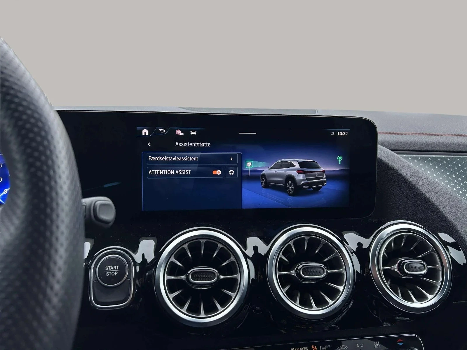 Mercedes-Benz-EQA-image-19