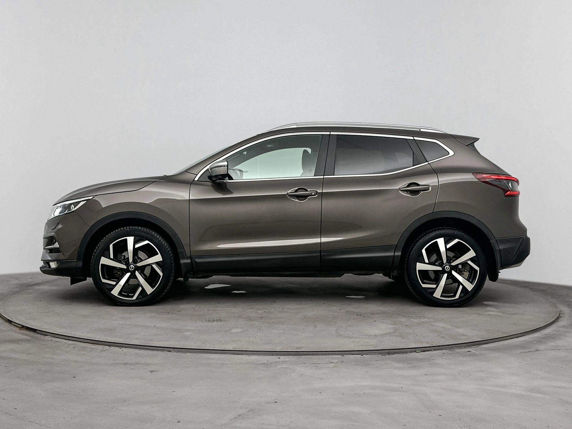 Nissan-QASHQAI-image-1