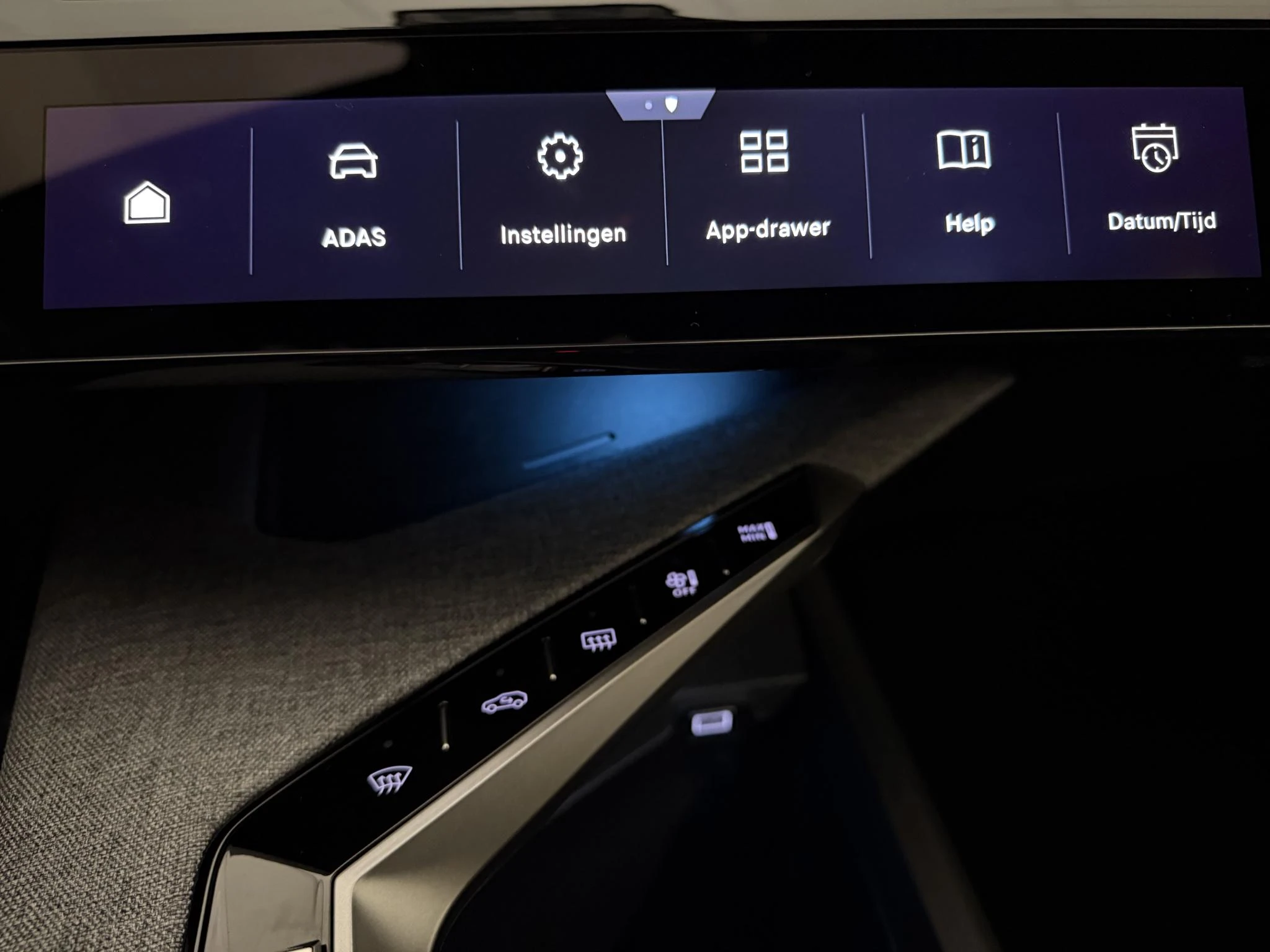 Peugeot-5008-image-12