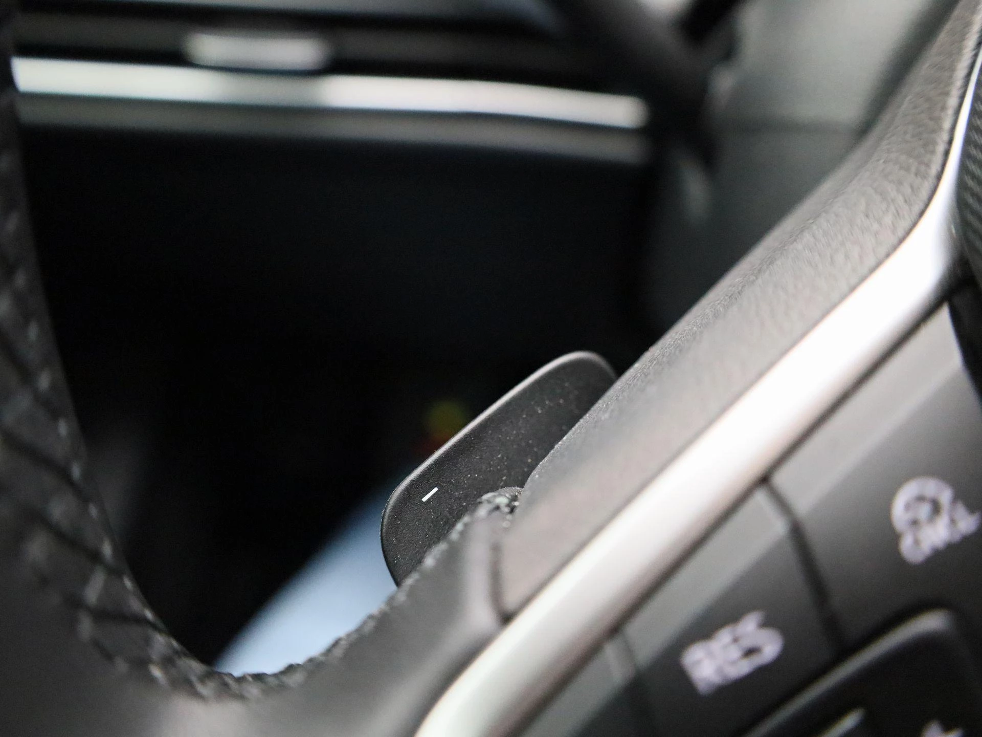 Volkswagen-Golf-image-29