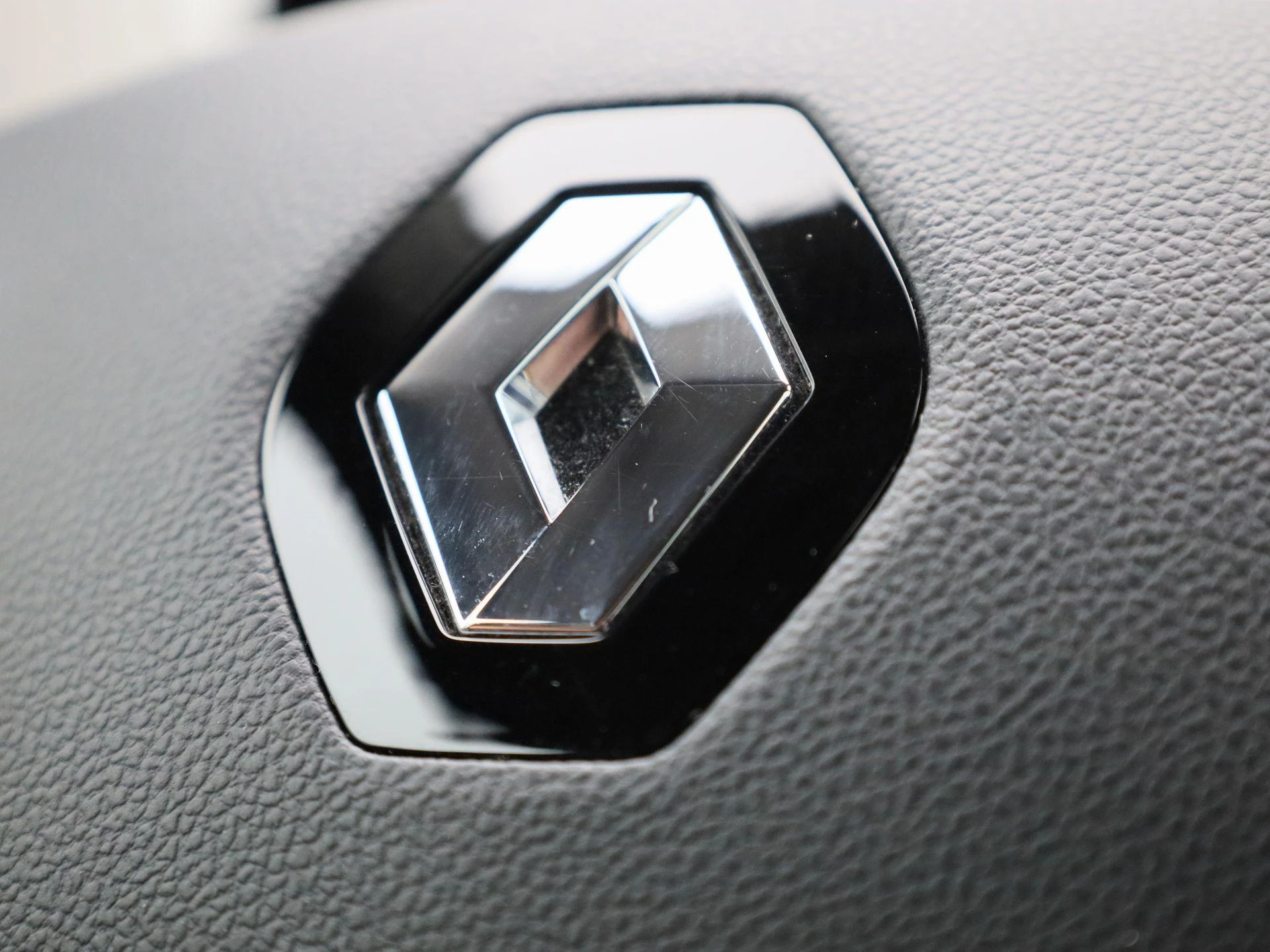Renault-Captur-image-24