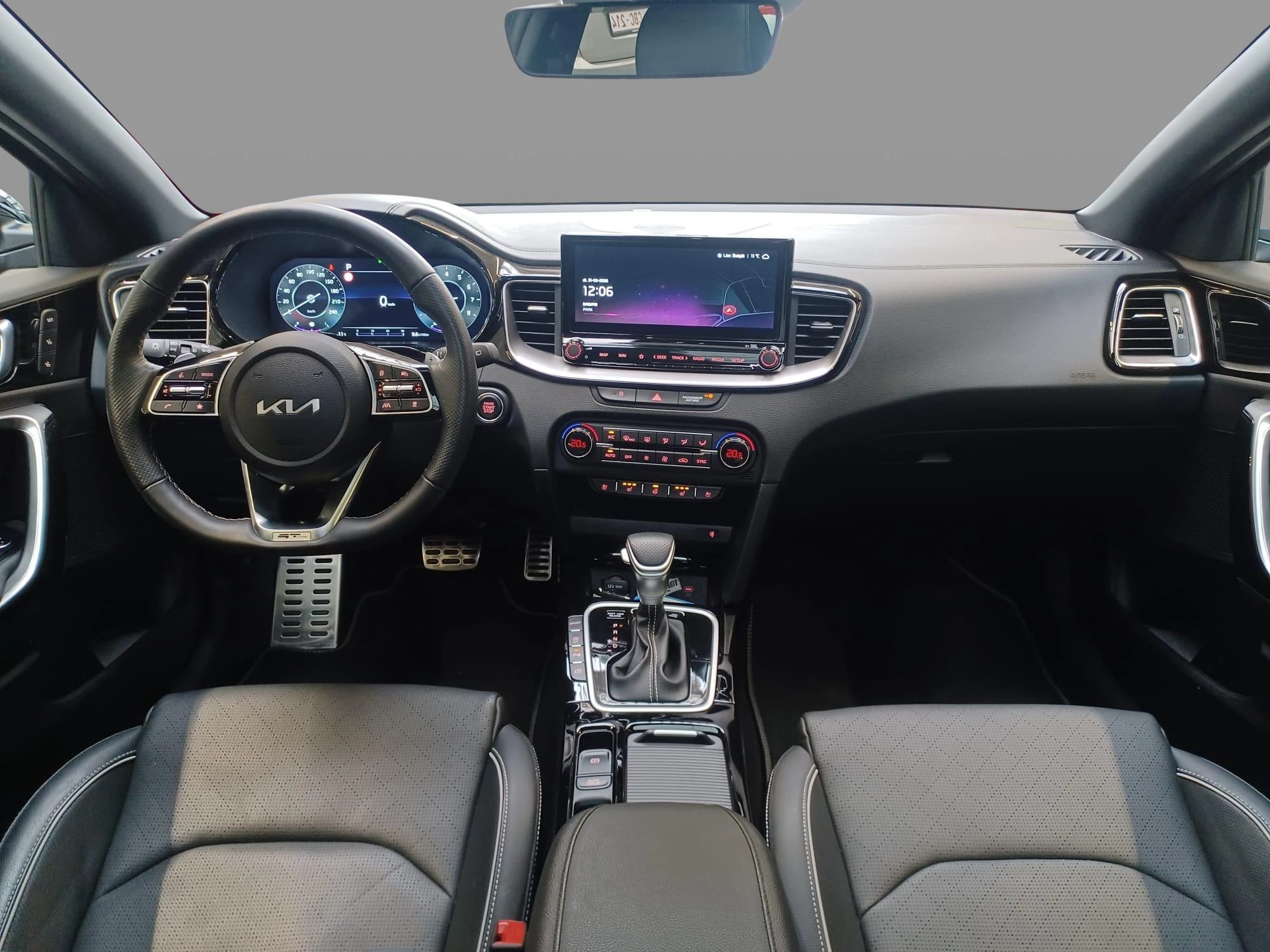 Kia ProCeed GT Line 1.5 T-GDI 160 DCT + Lounge Pack + Sunroof