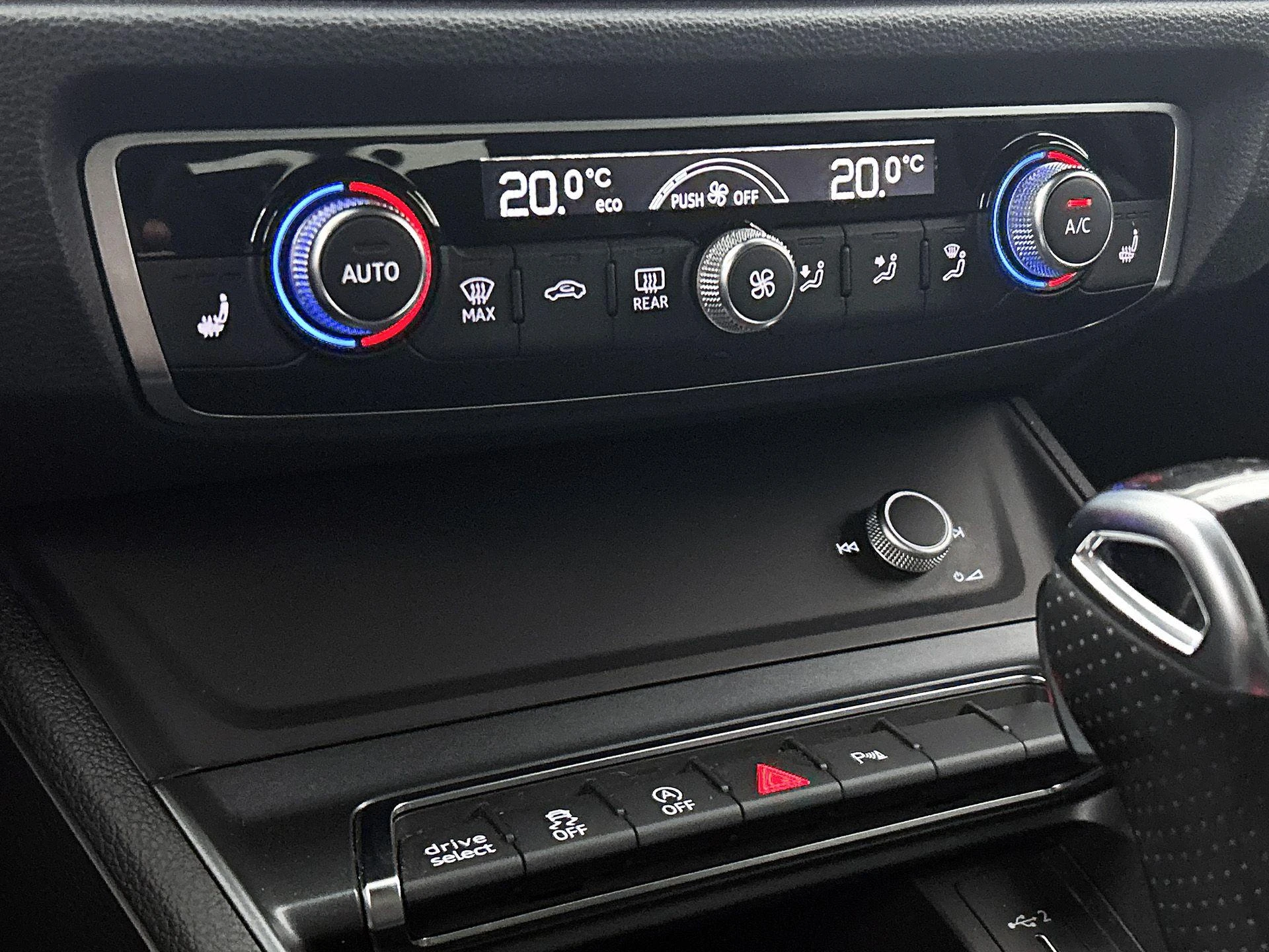 Audi-Q3-image-21