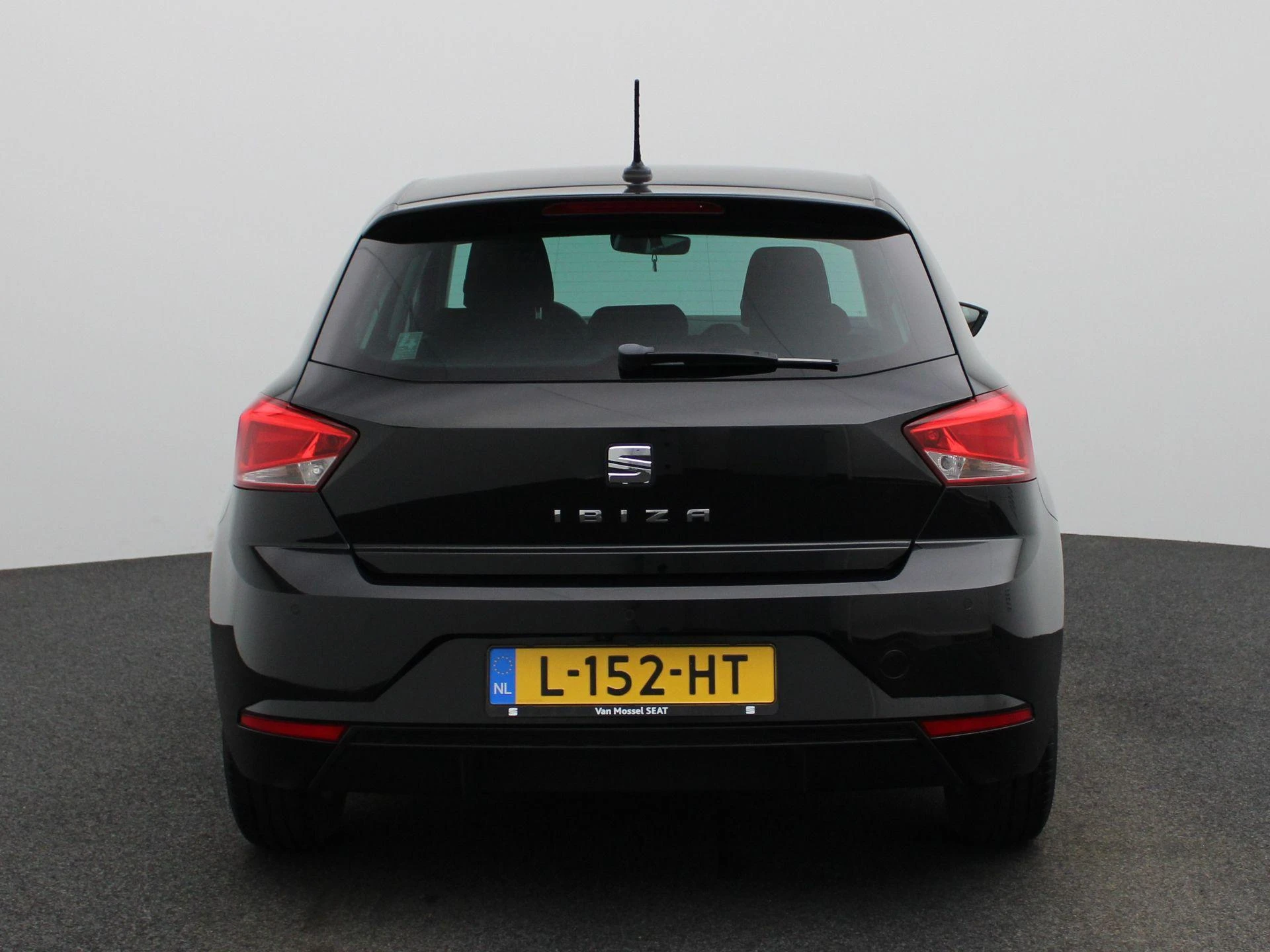 SEAT-Ibiza-image-5