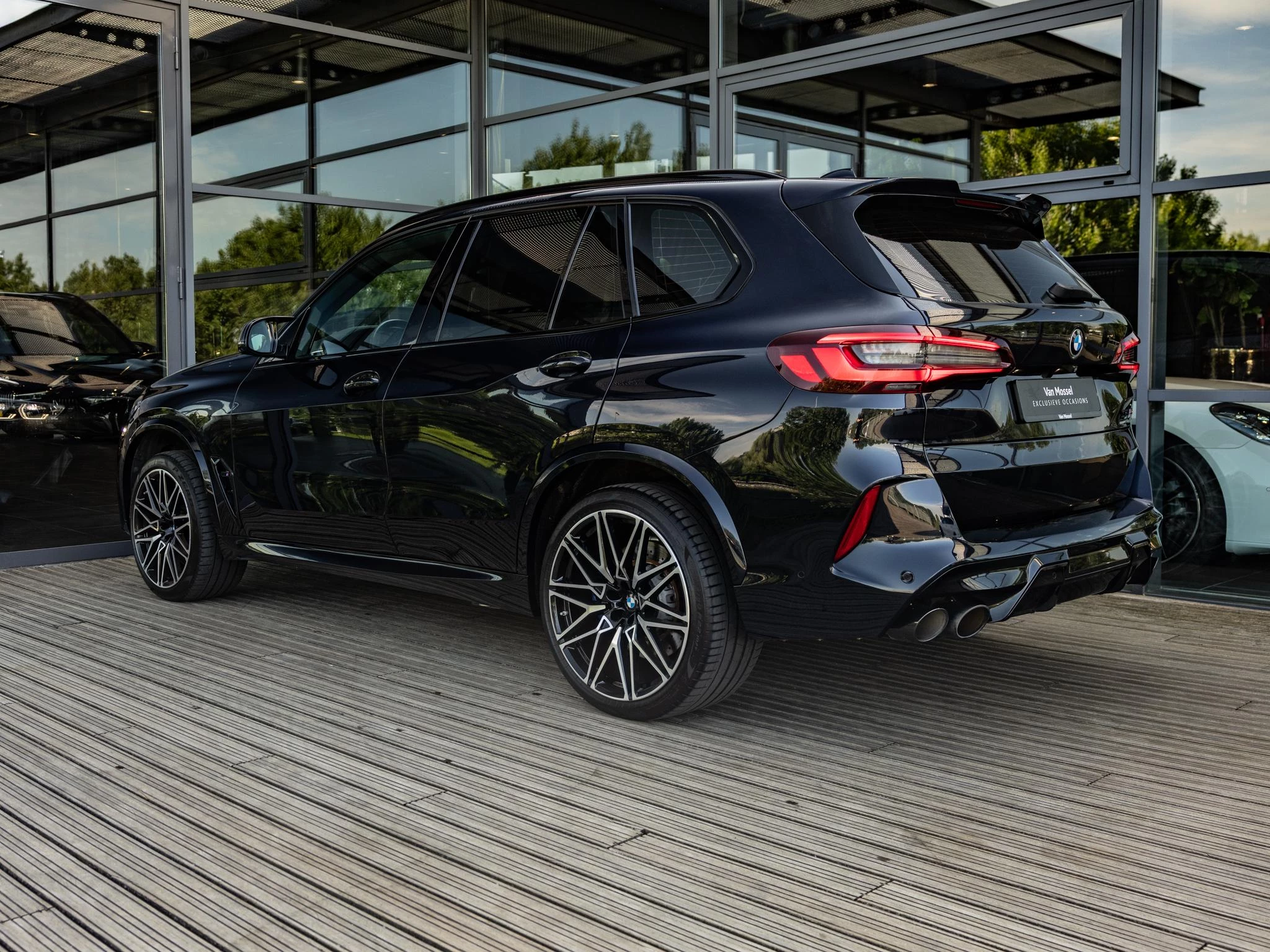 BMW-X5-image-6
