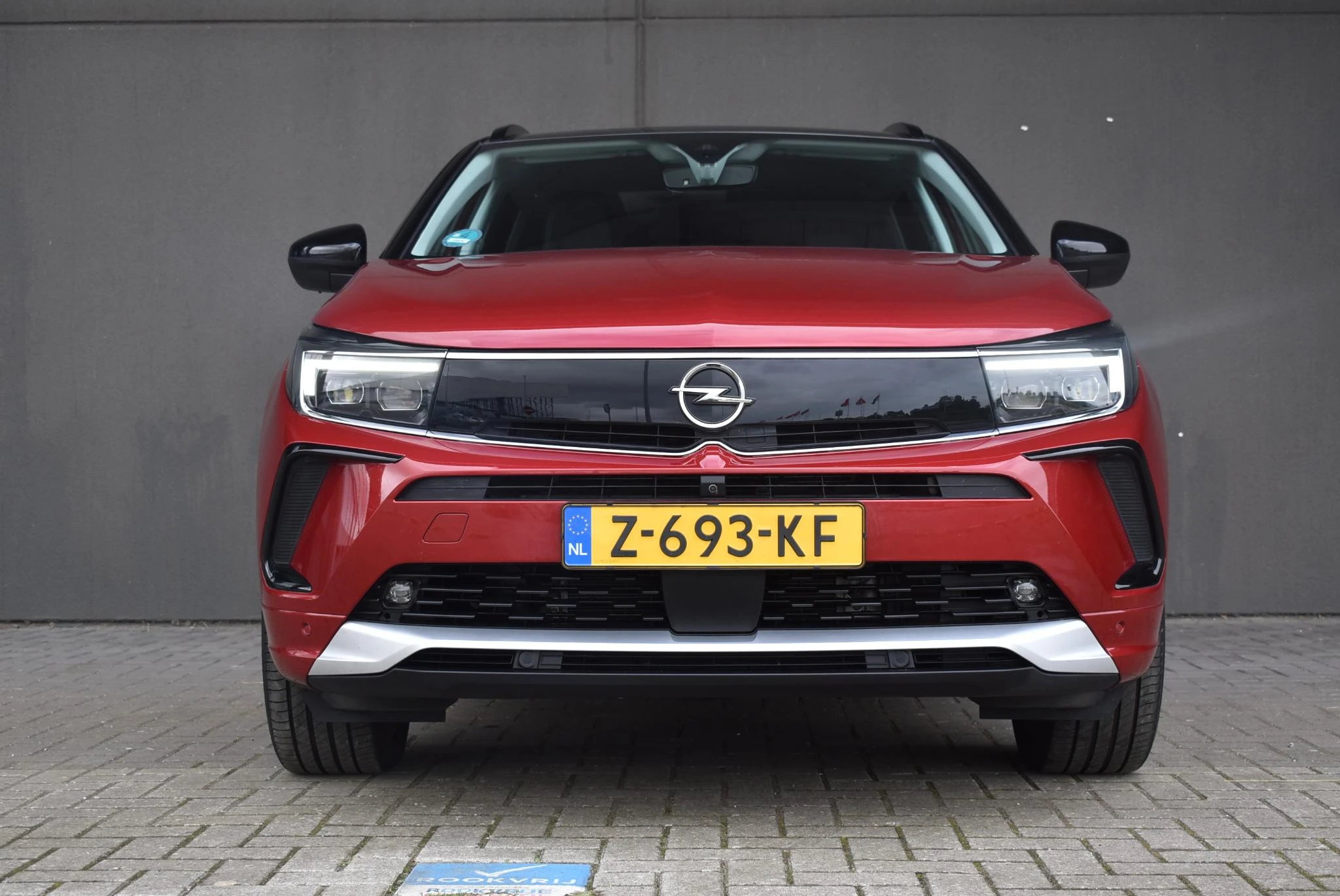 Opel-Grandland-image-1