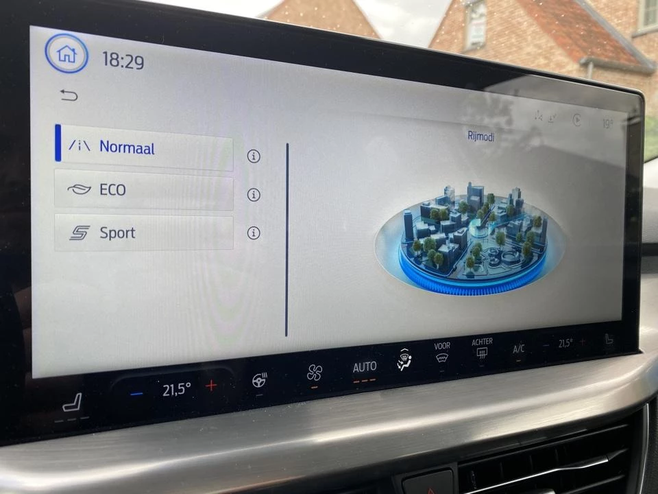 Ford Focus Titanium X - Sync 4 - Camera - Winterpack