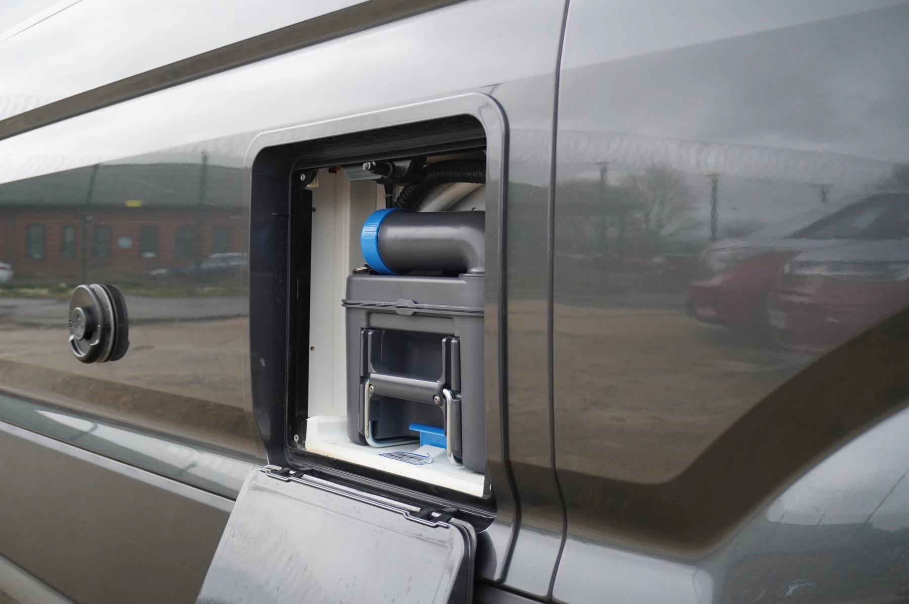 Volkswagen-California-image-68