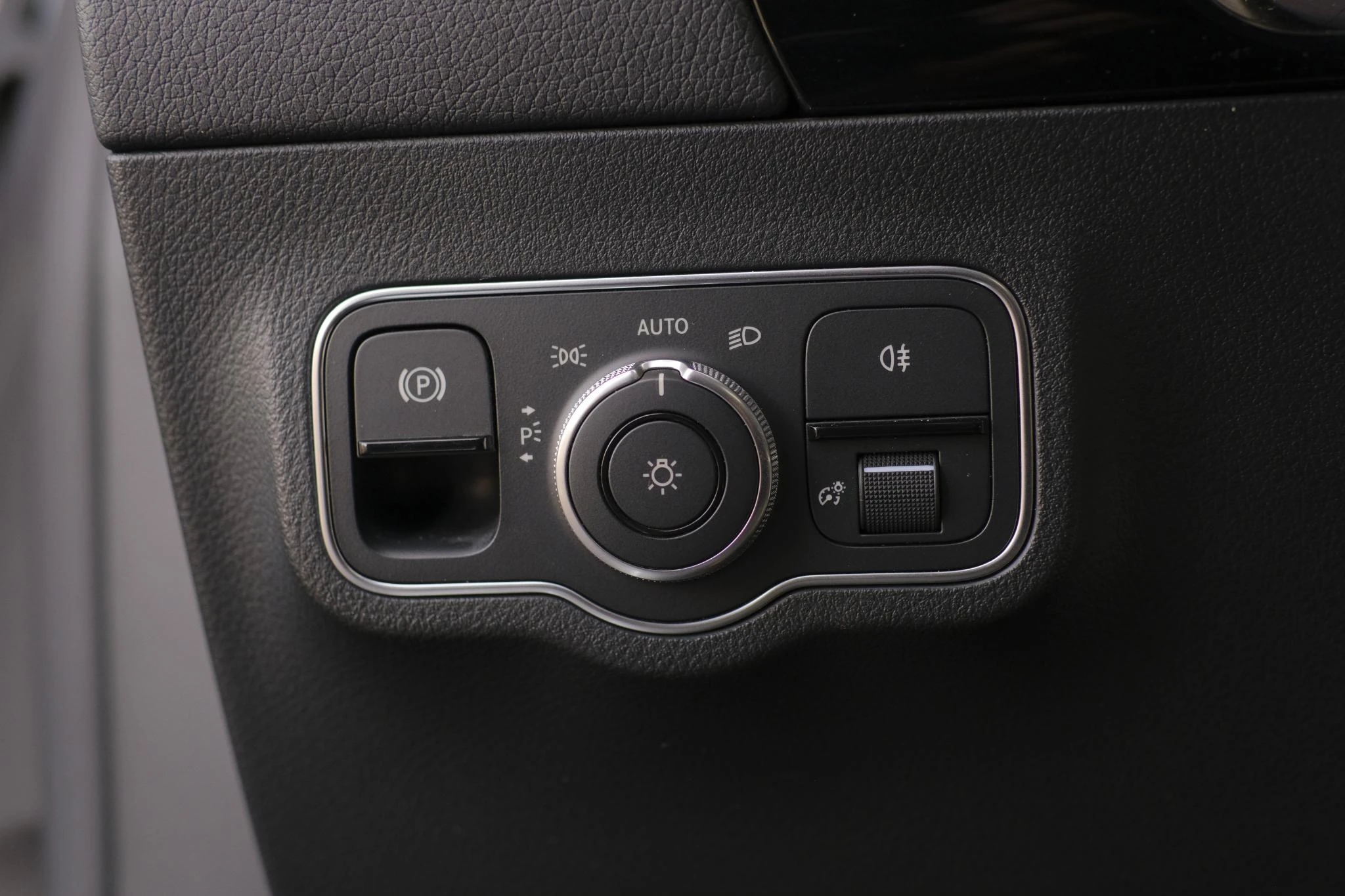 Mercedes-Benz-Classe A-image-8