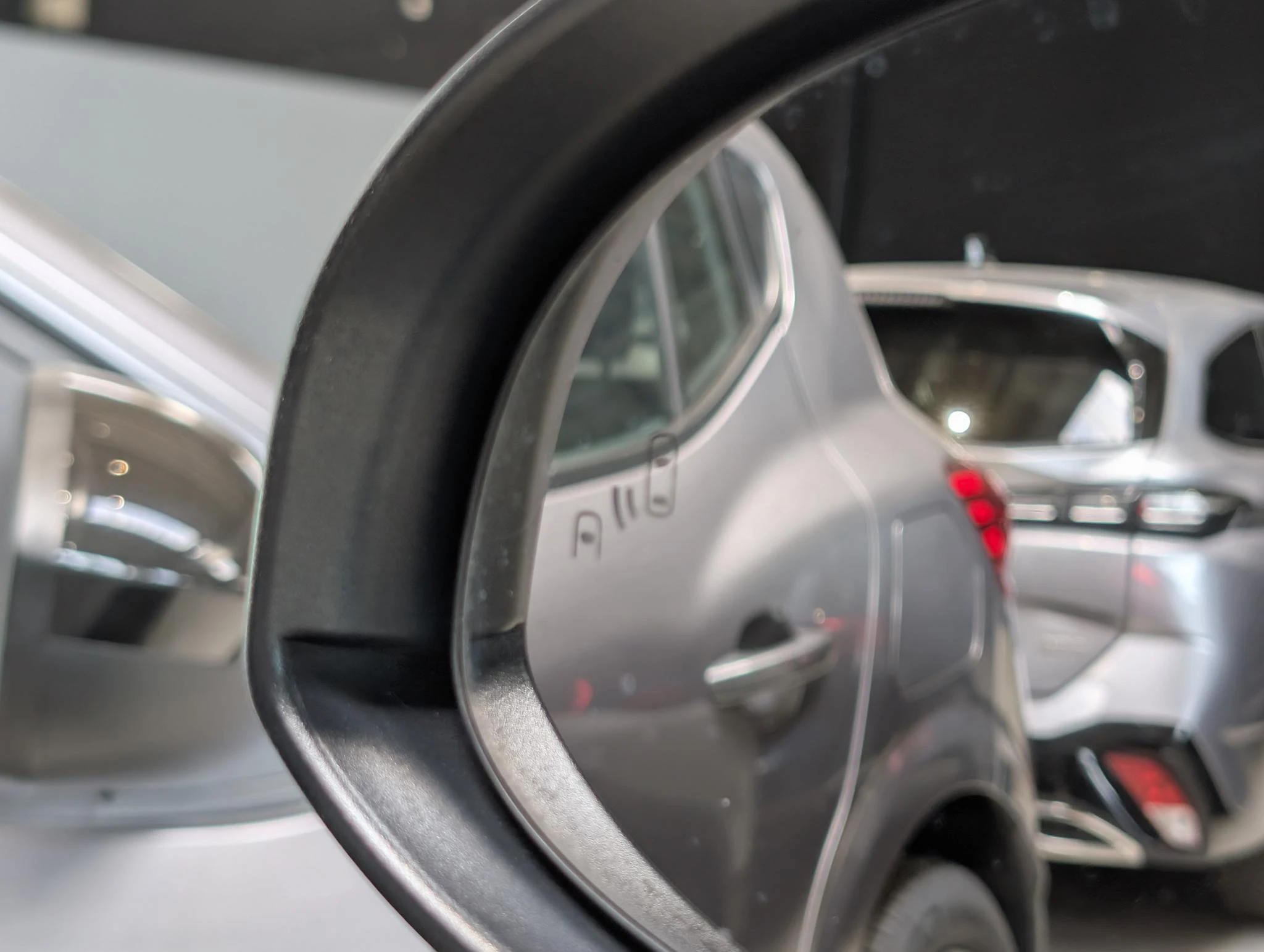 Toyota-C-HR-image-28
