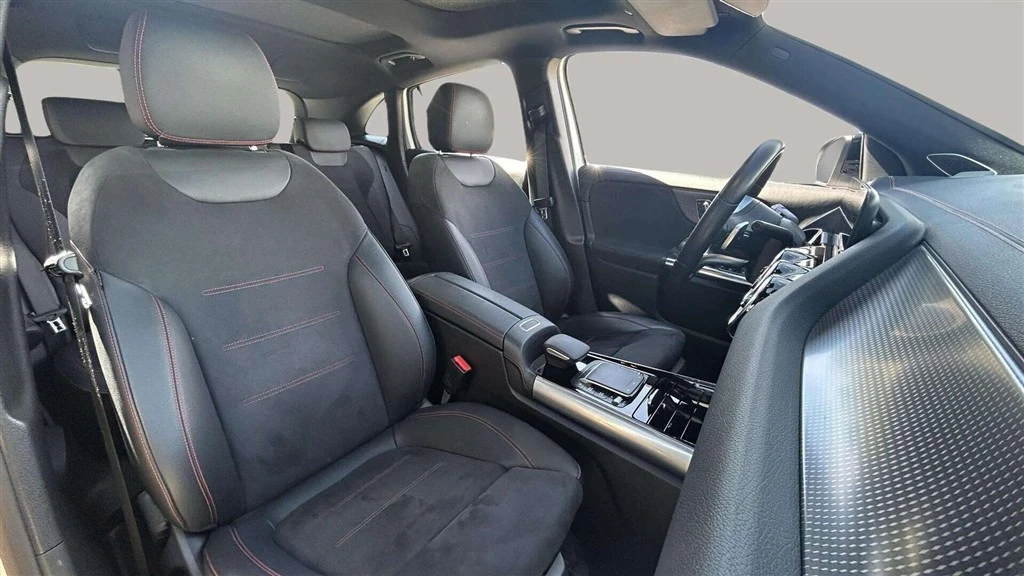 Mercedes-Benz-EQA-image-19