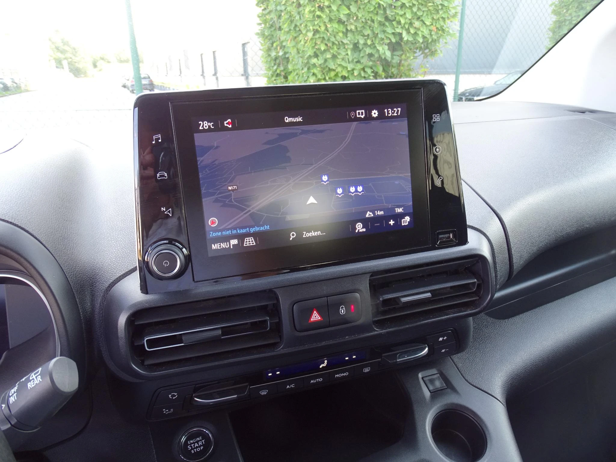 Opel-Combo-e Life-image-16