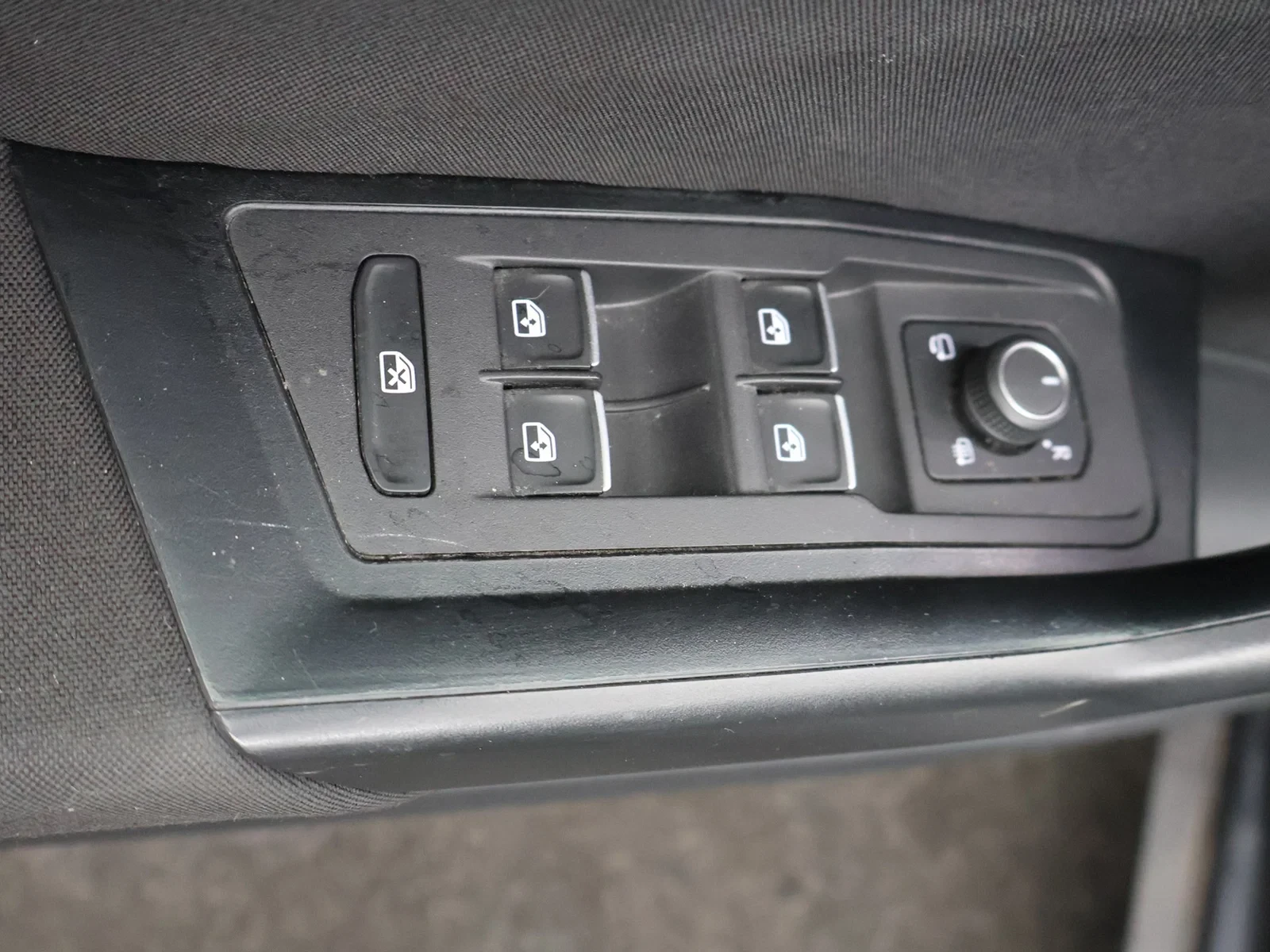Volkswagen T-Roc T-Roc UNITED 1.5 150PK *AUTOMAAT*CAMERA*PDC*ACC*LED*APP-CONNECT*...*