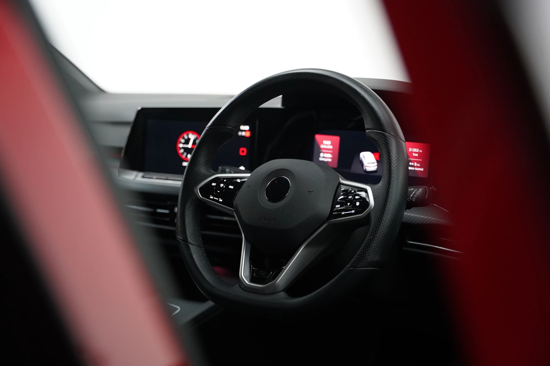 Volkswagen-Golf-image-16