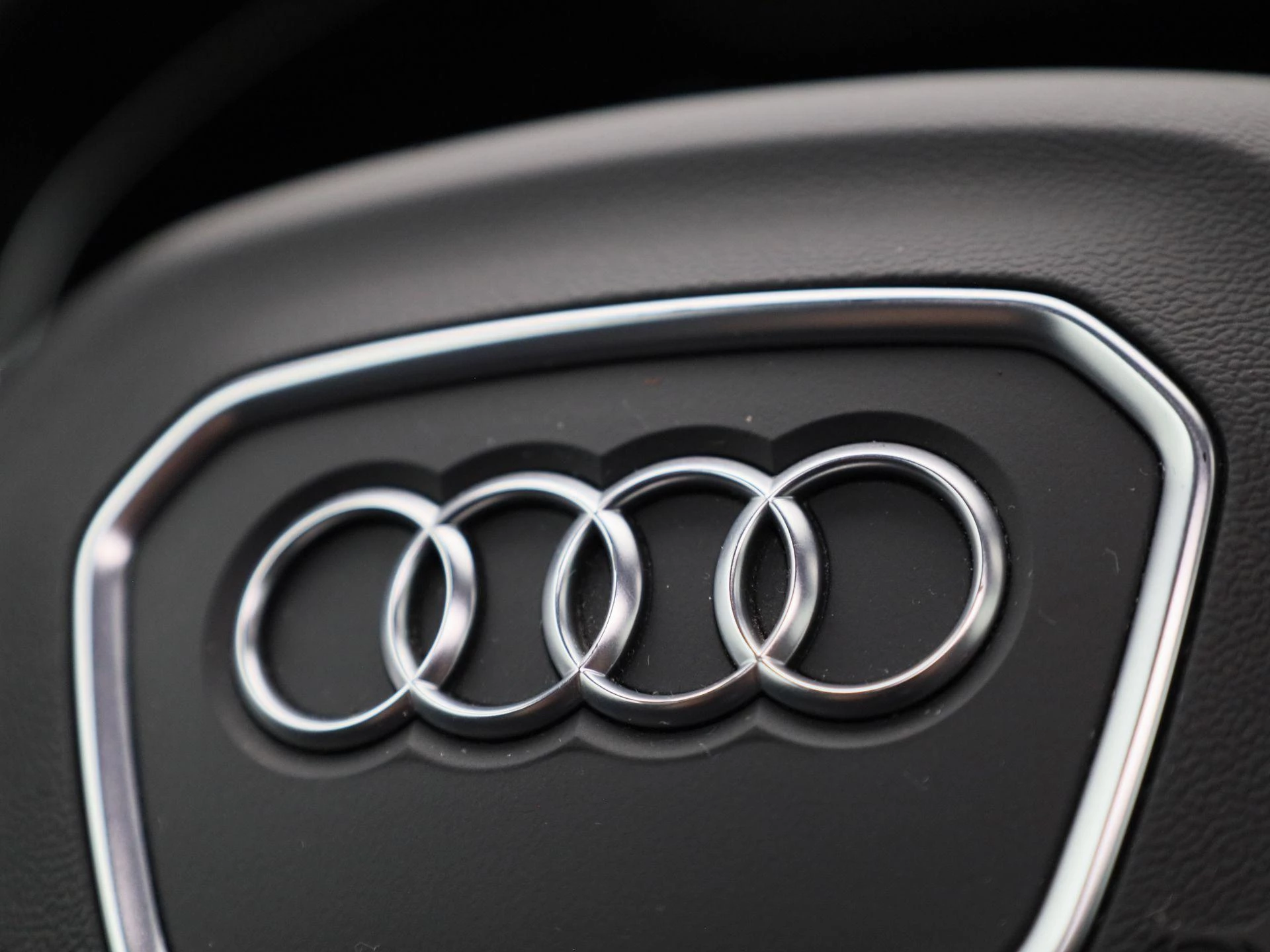 Audi-Q8-image-43