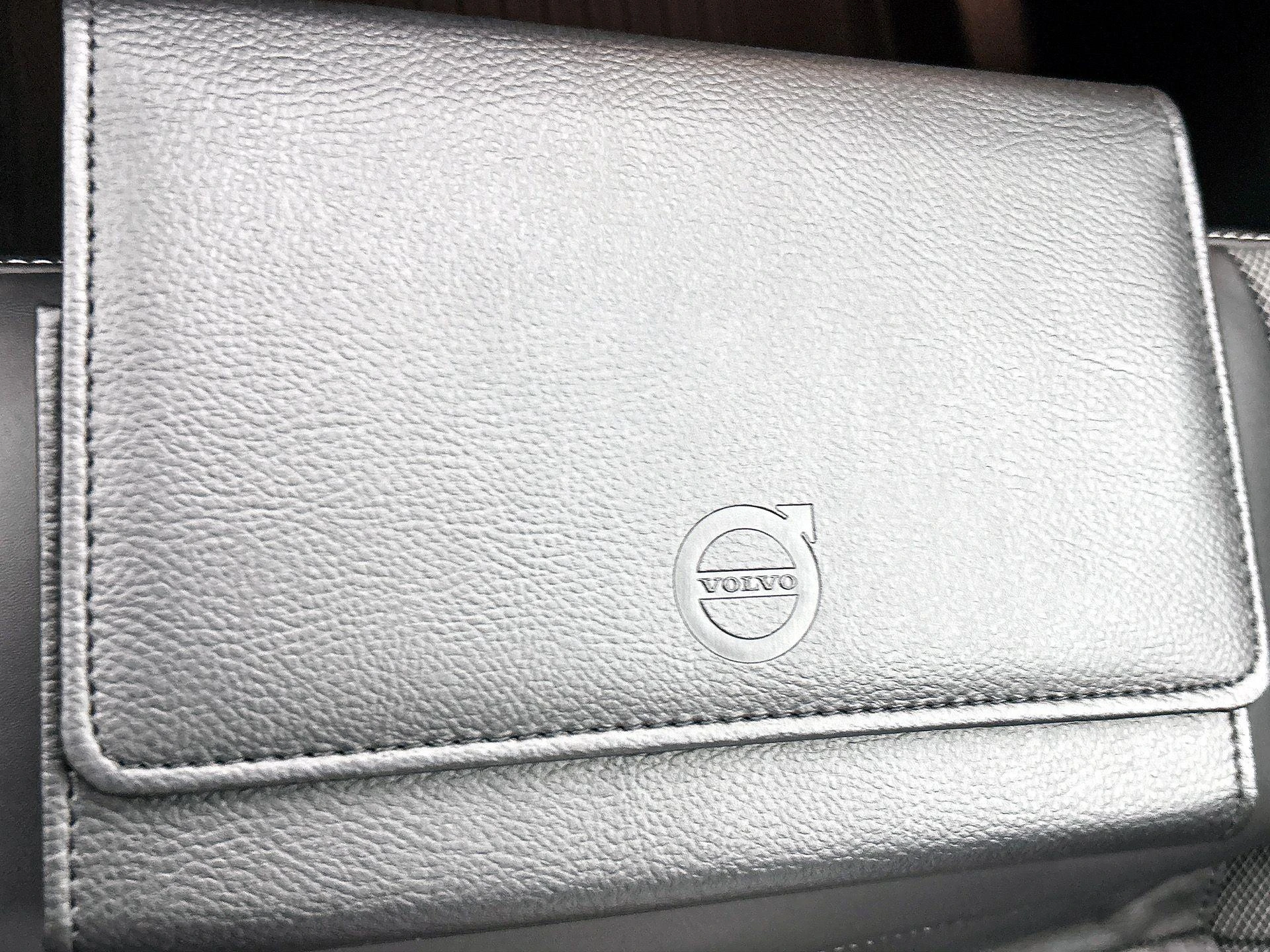 Volvo XC60 2.0 B5 R-Design