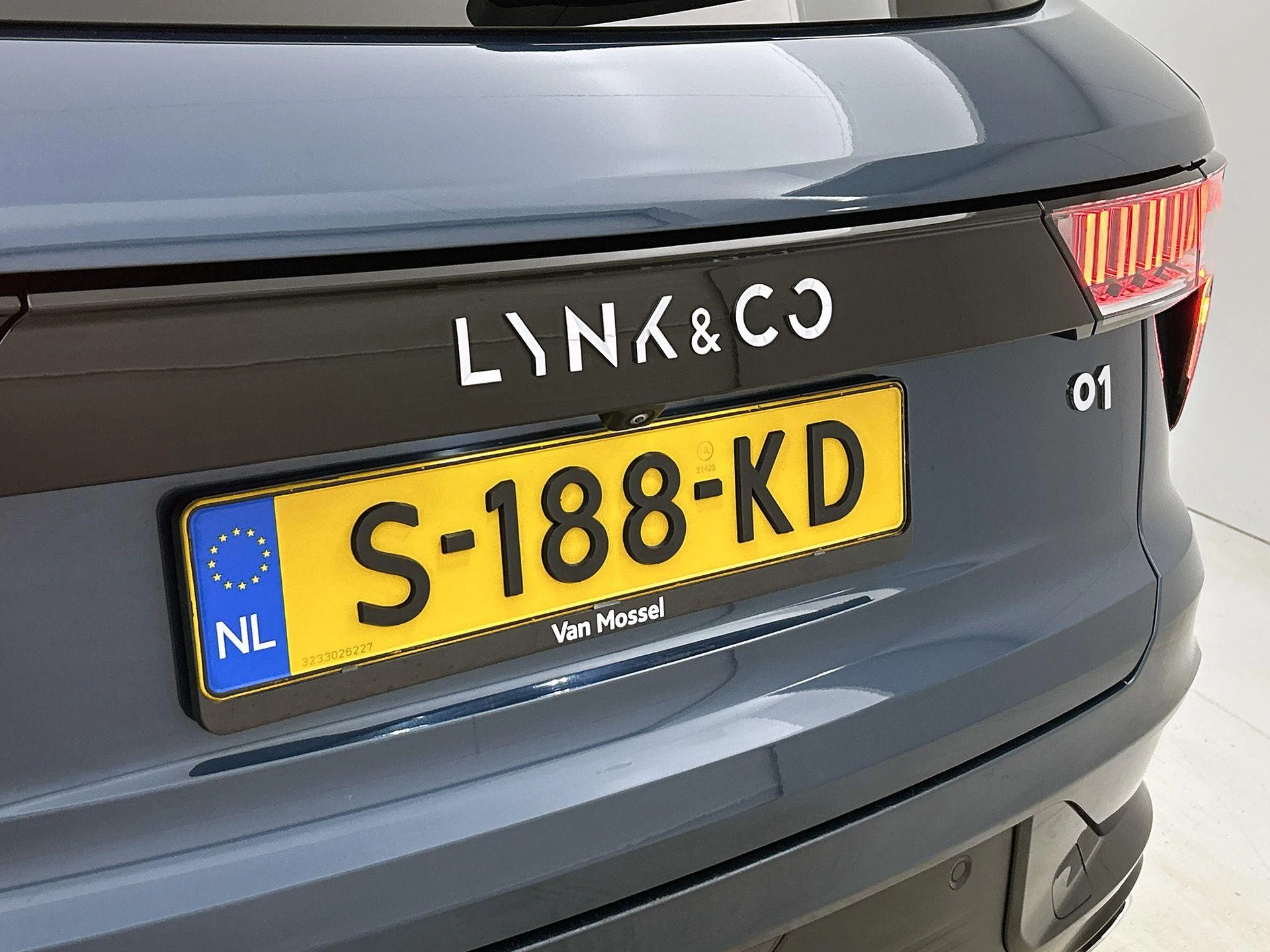 Lynk & Co-01-image-37