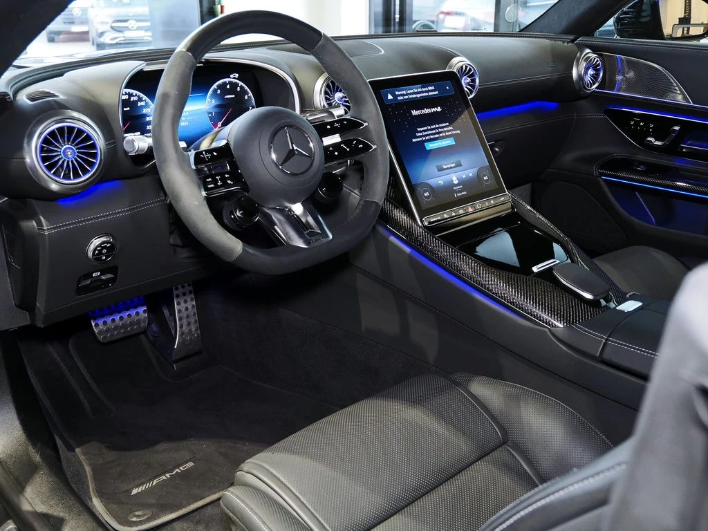 Mercedes-AMG-SL 63-image-7
