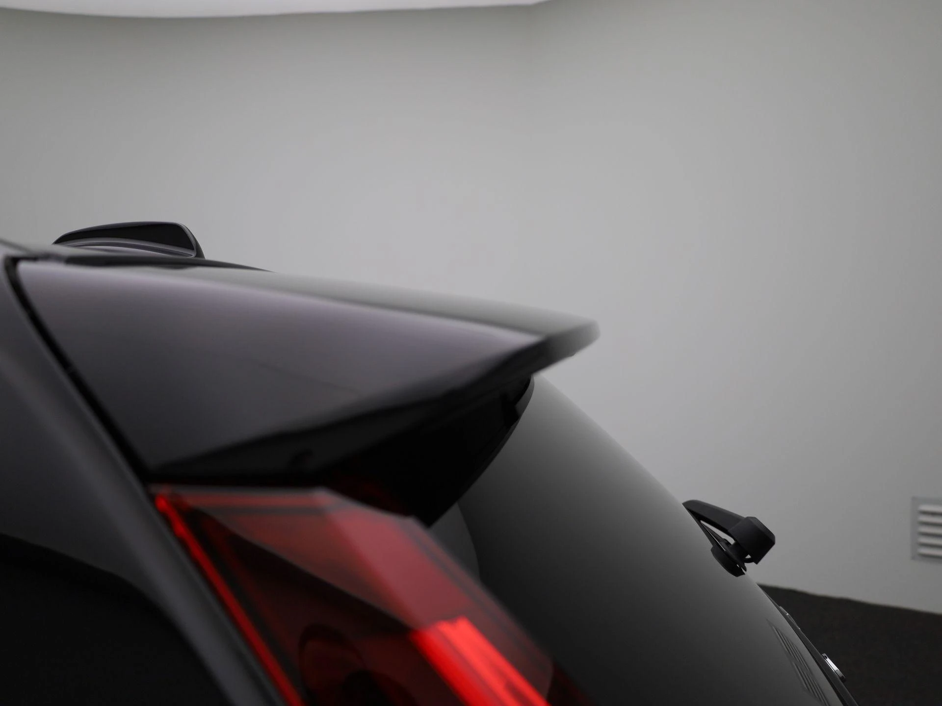 Volvo V60 2.0 T8 AWD Polestar Engineered
