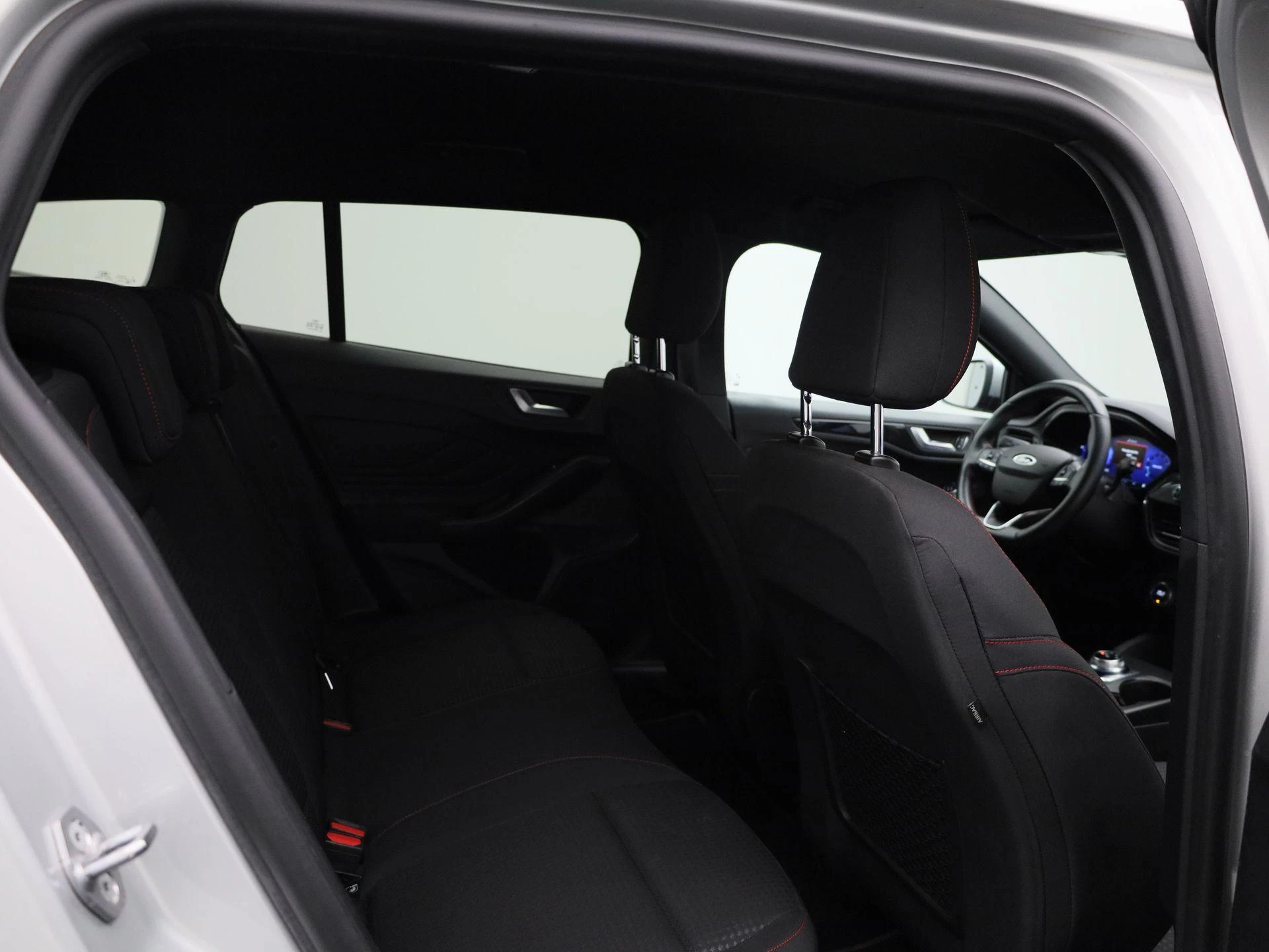 Ford Focus Wagon 1.5 EcoBoost ST Line X Business