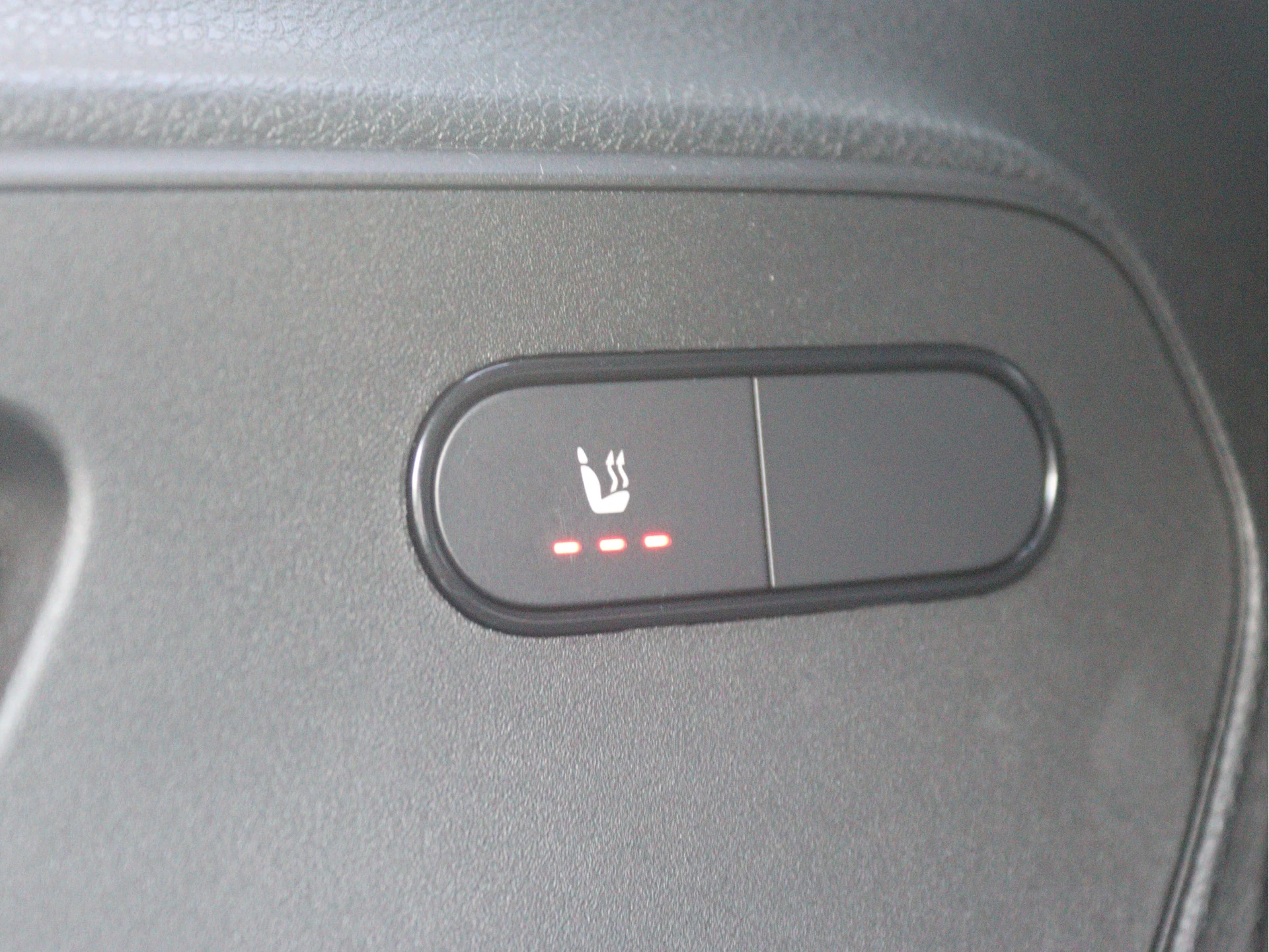 Mercedes-Benz-Sprinter-image-13