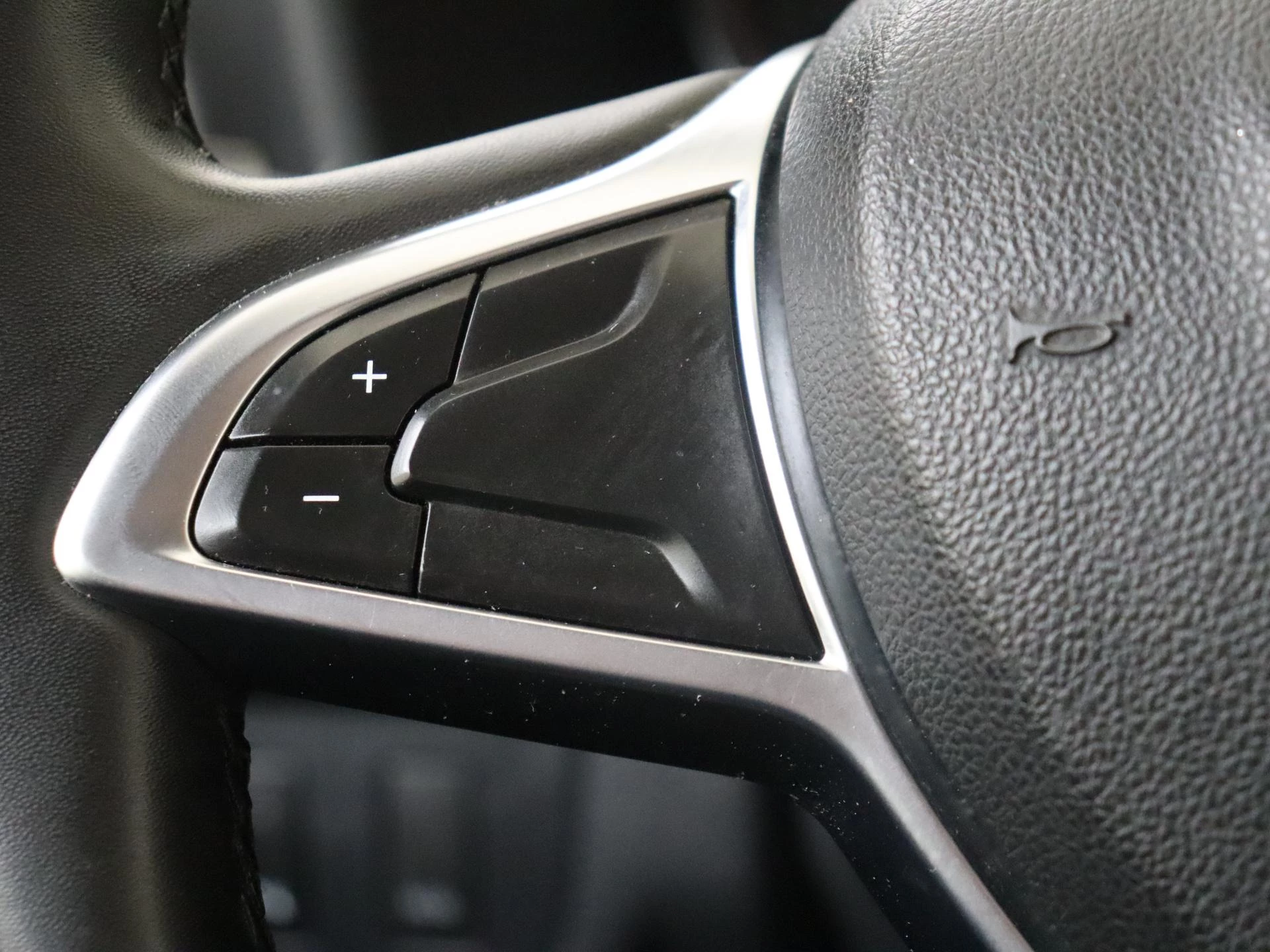 Dacia-Logan-image-12