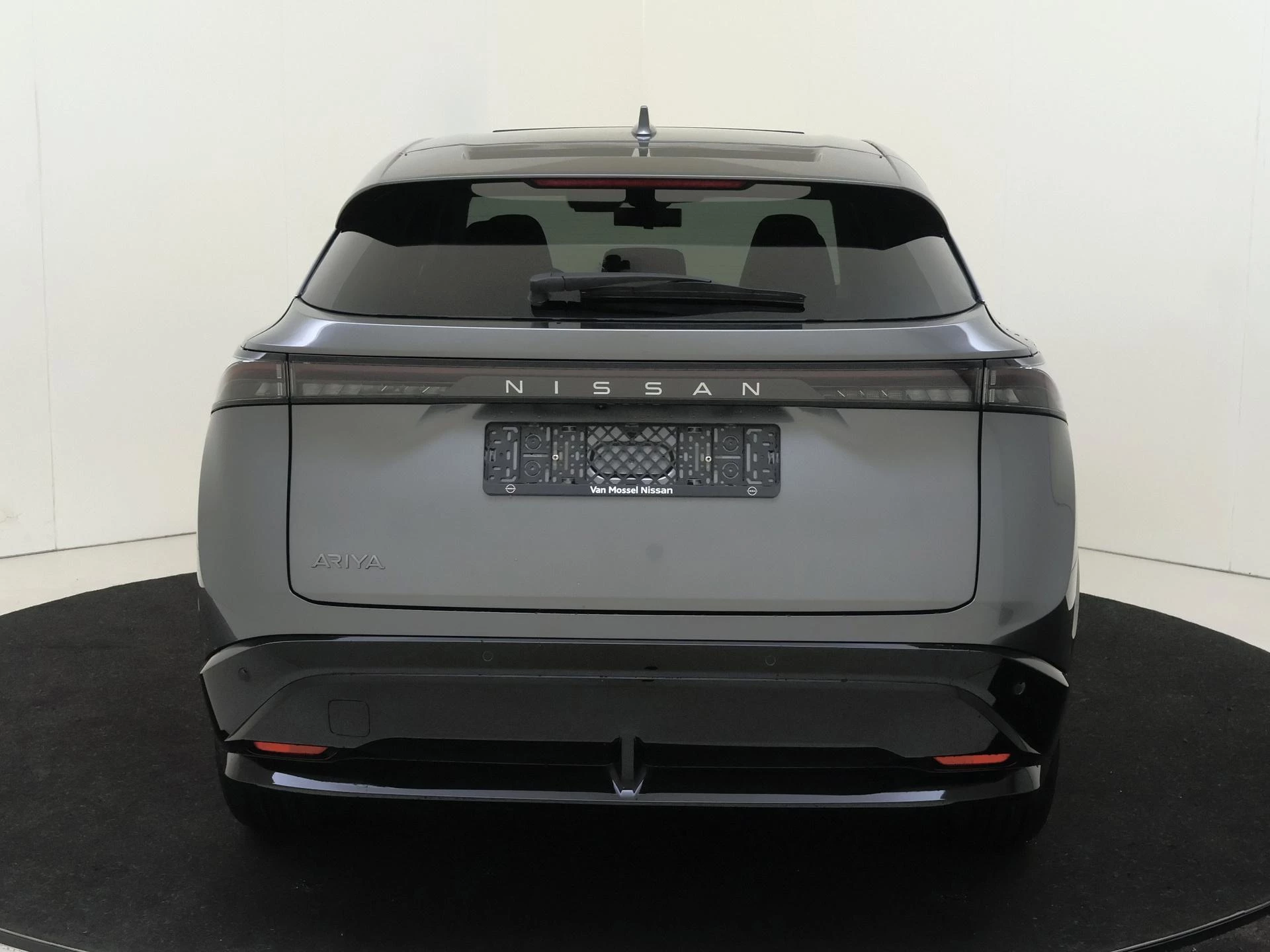 Nissan ARIYA 63kWh Batterij 217 1AT Evolve + 20" lichtmetalen velgen + 22 kW ingebouwde lader