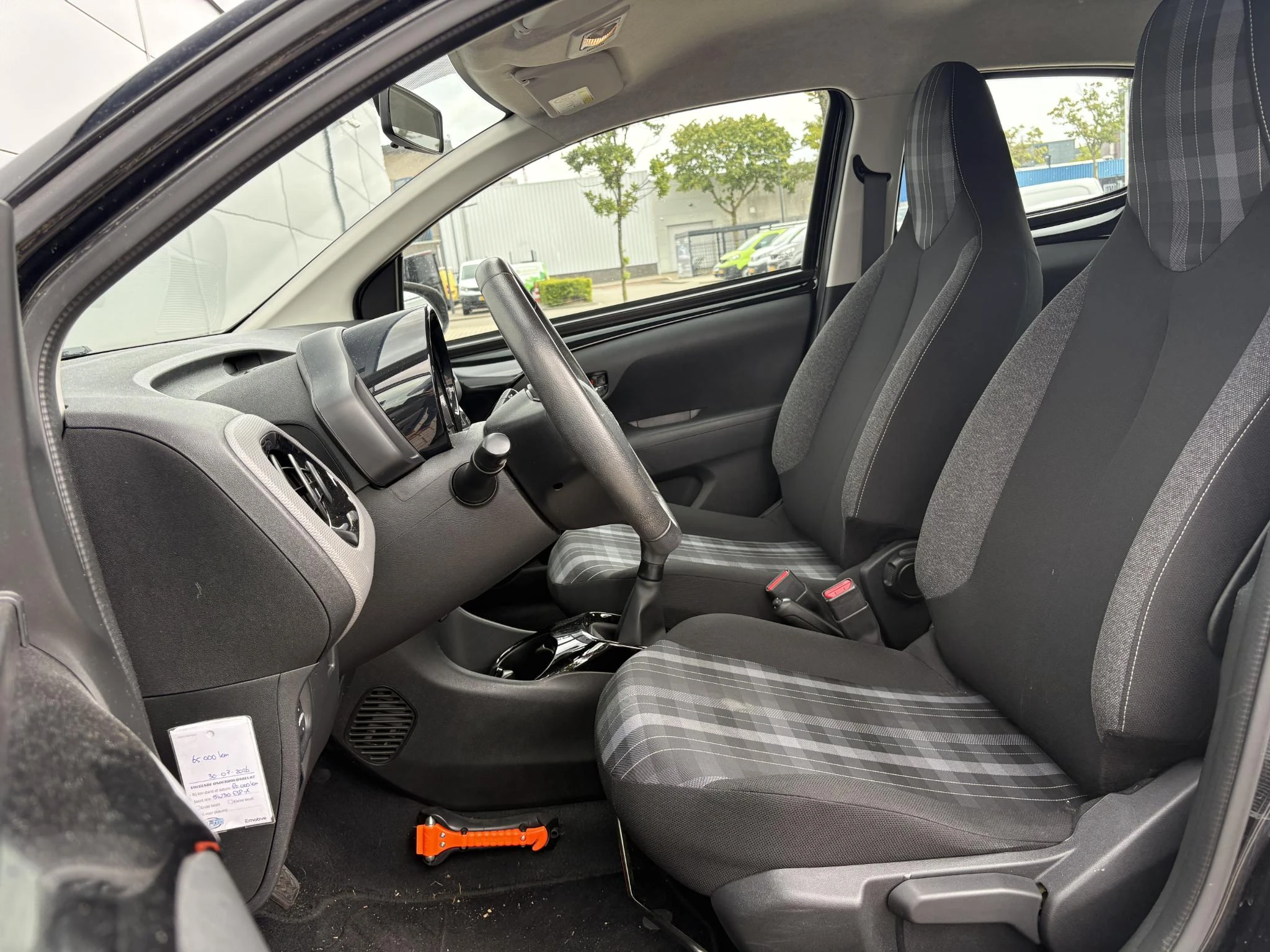 Peugeot-108-image-10