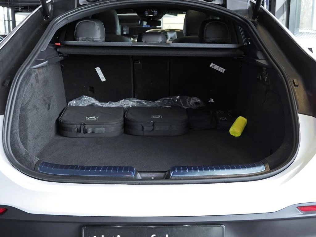 Mercedes-Benz-GLE 350 de-image-18