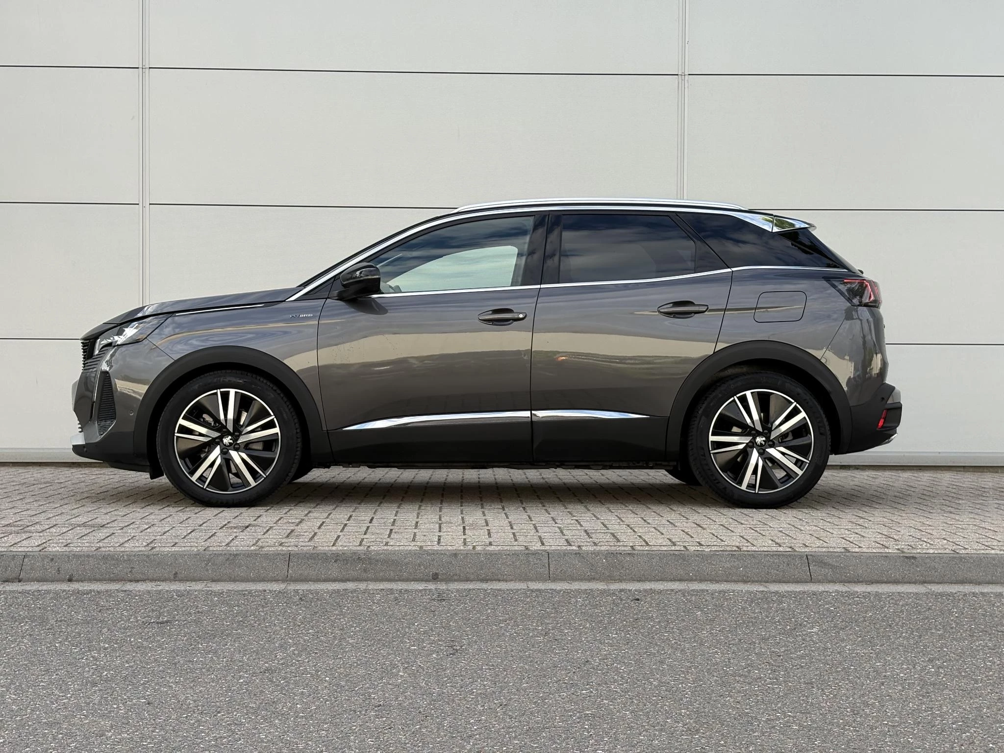 Peugeot 3008 1.6 HYbrid 225 GT