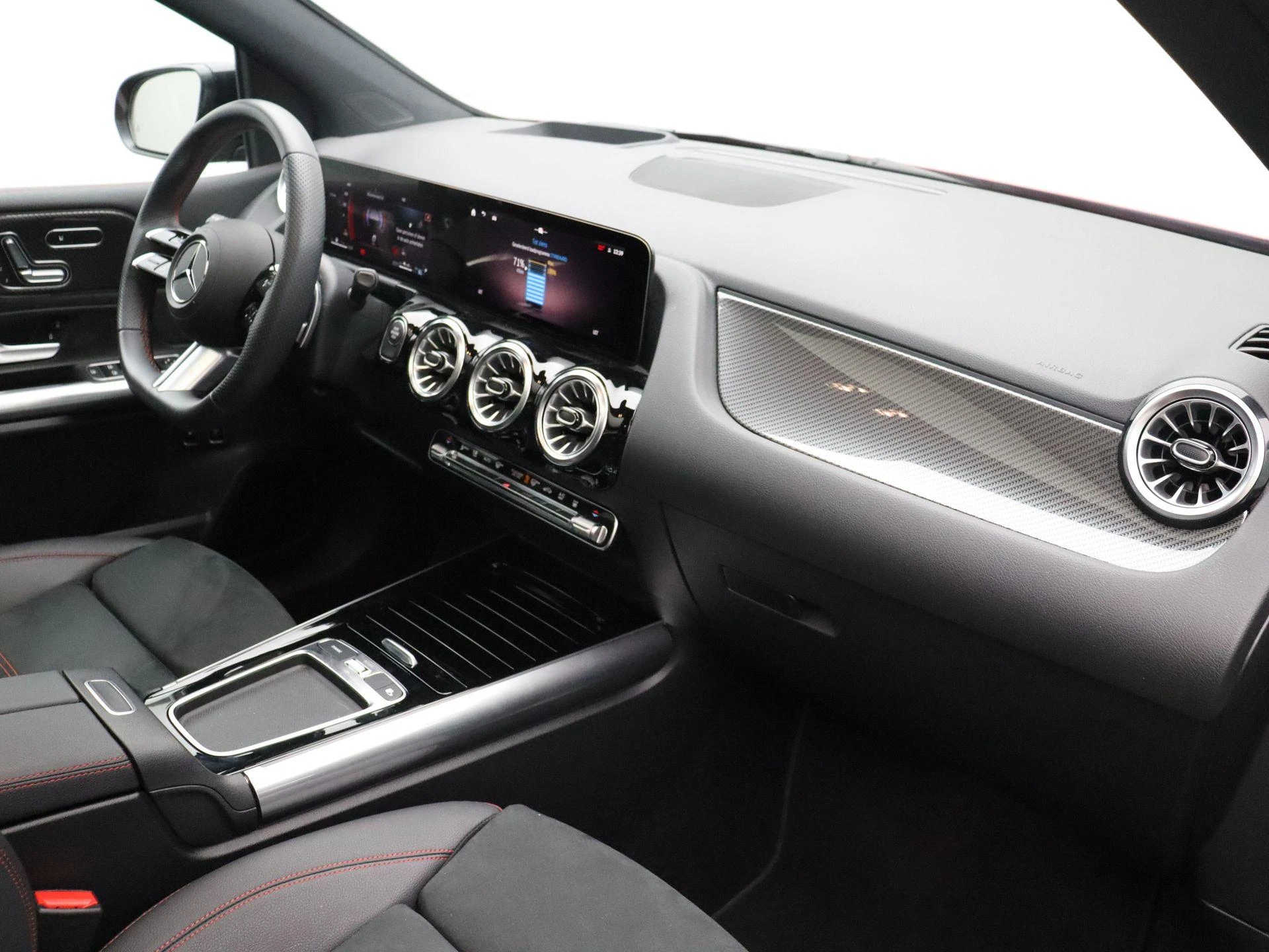 Mercedes-Benz-Classe B-image-23