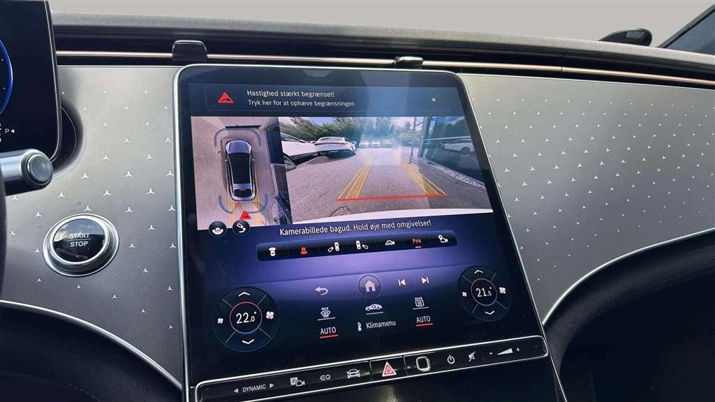 Mercedes-Benz-EQS-image-14