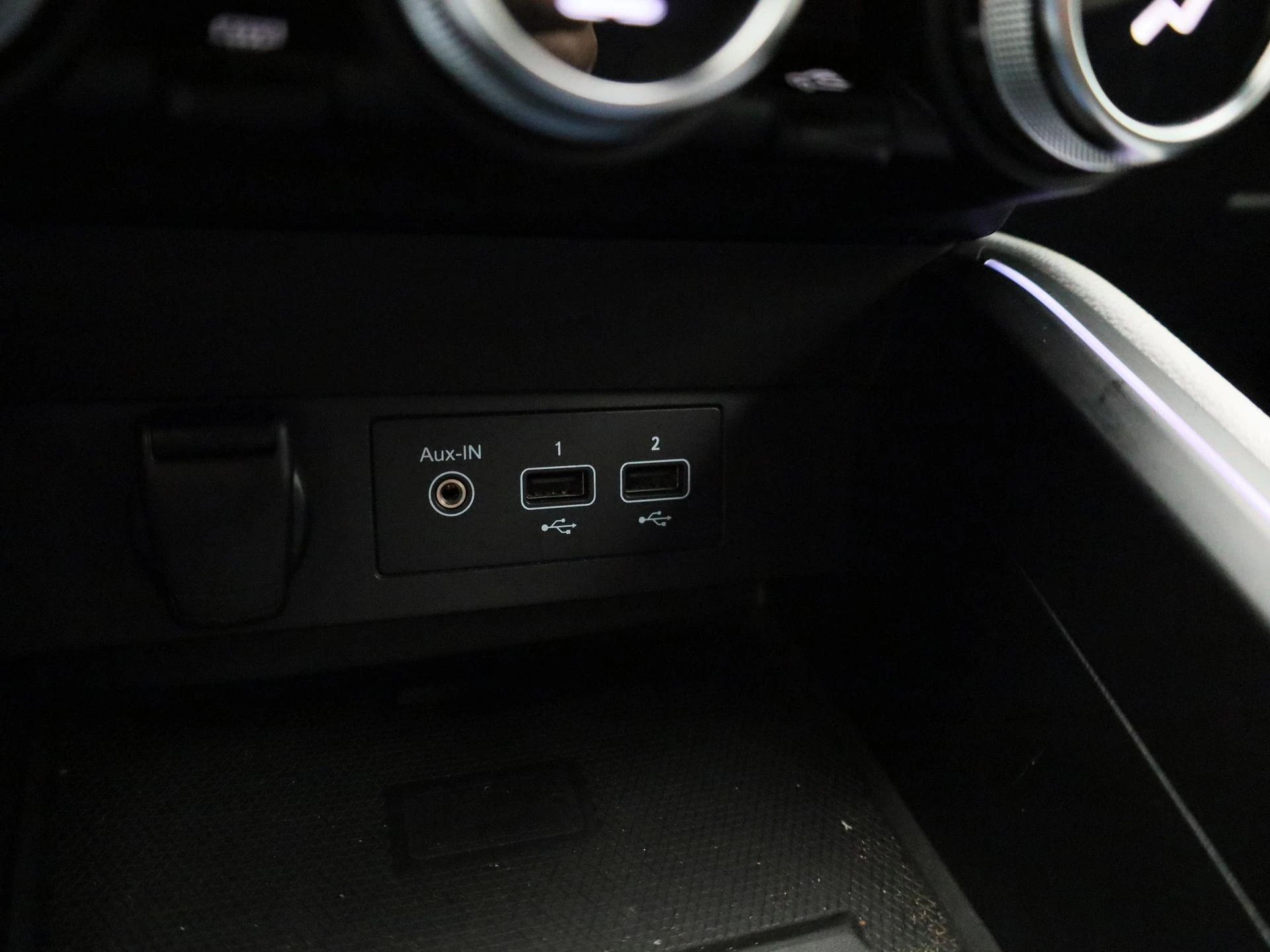 Renault-Clio-image-21