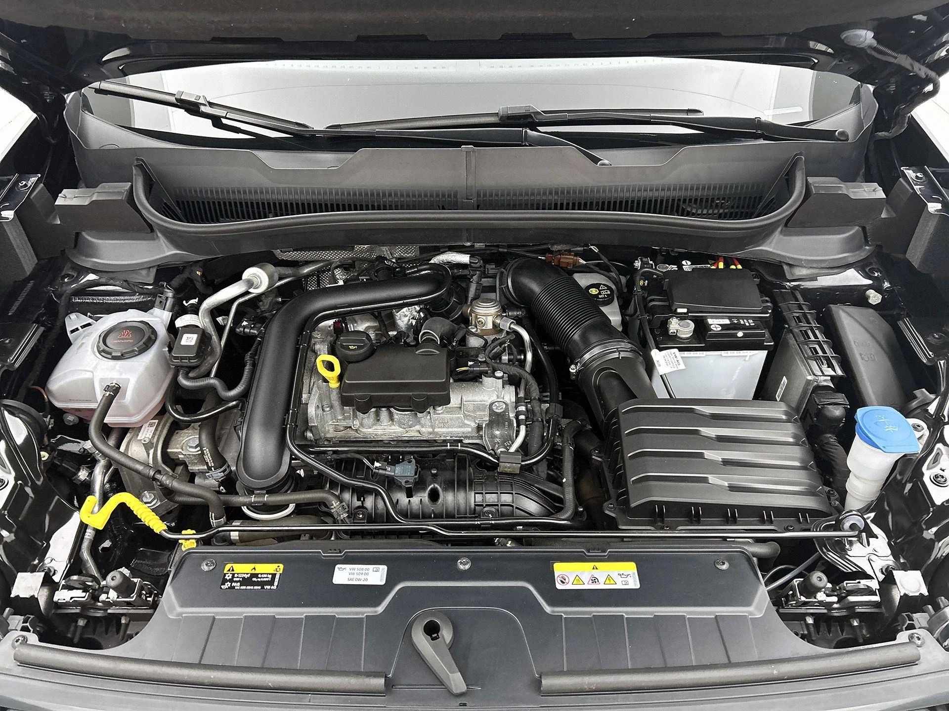 Volkswagen-T-Cross-image-25