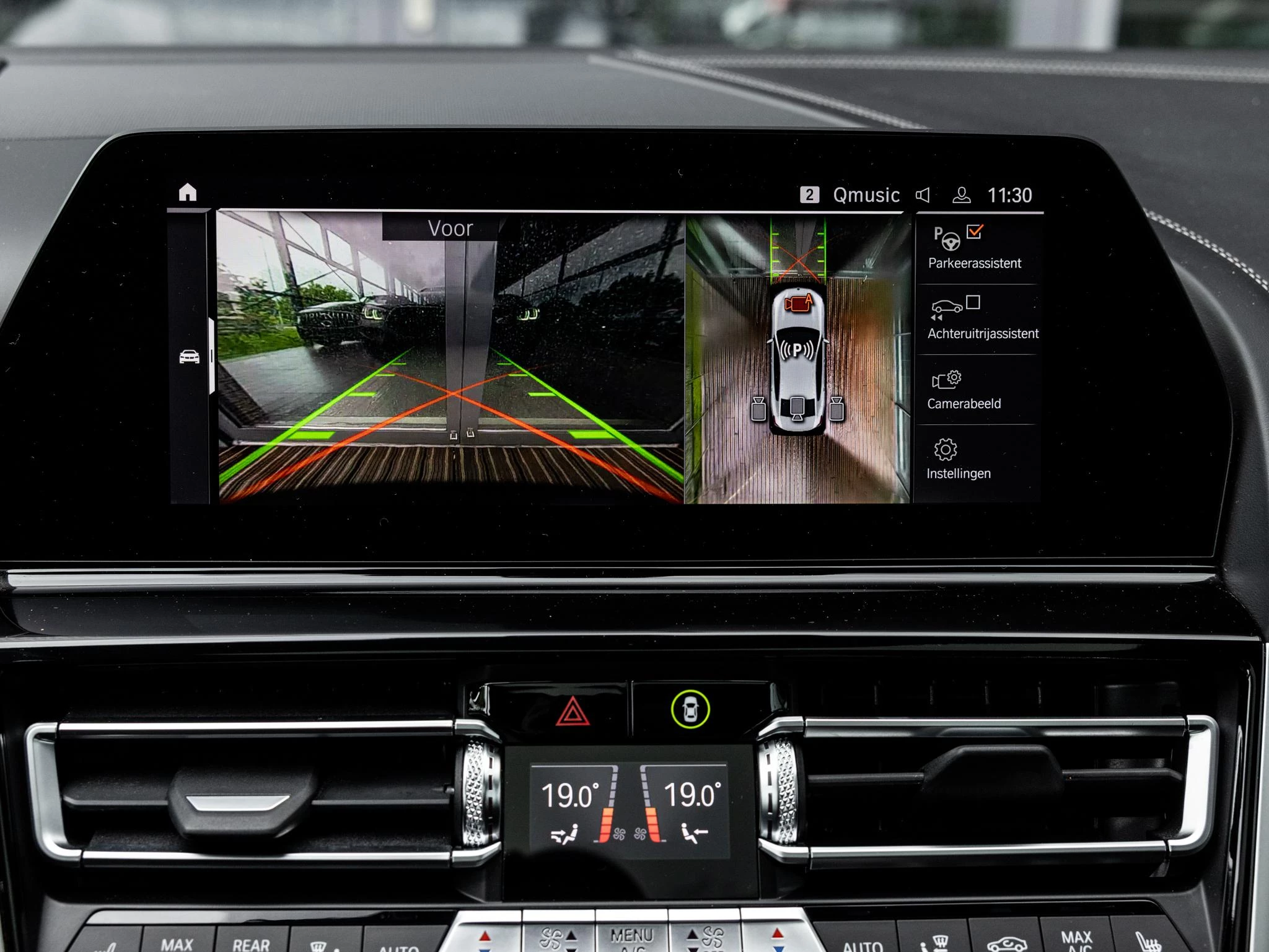 BMW-8 Serie-image-28