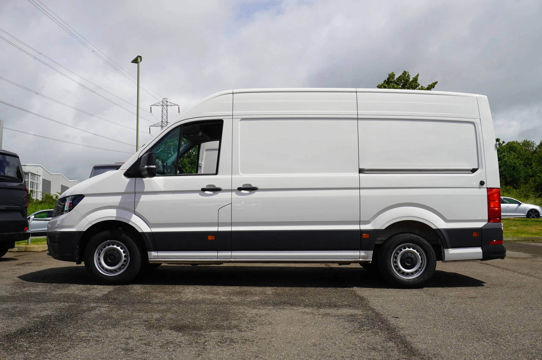 Volkswagen-Crafter-image-13