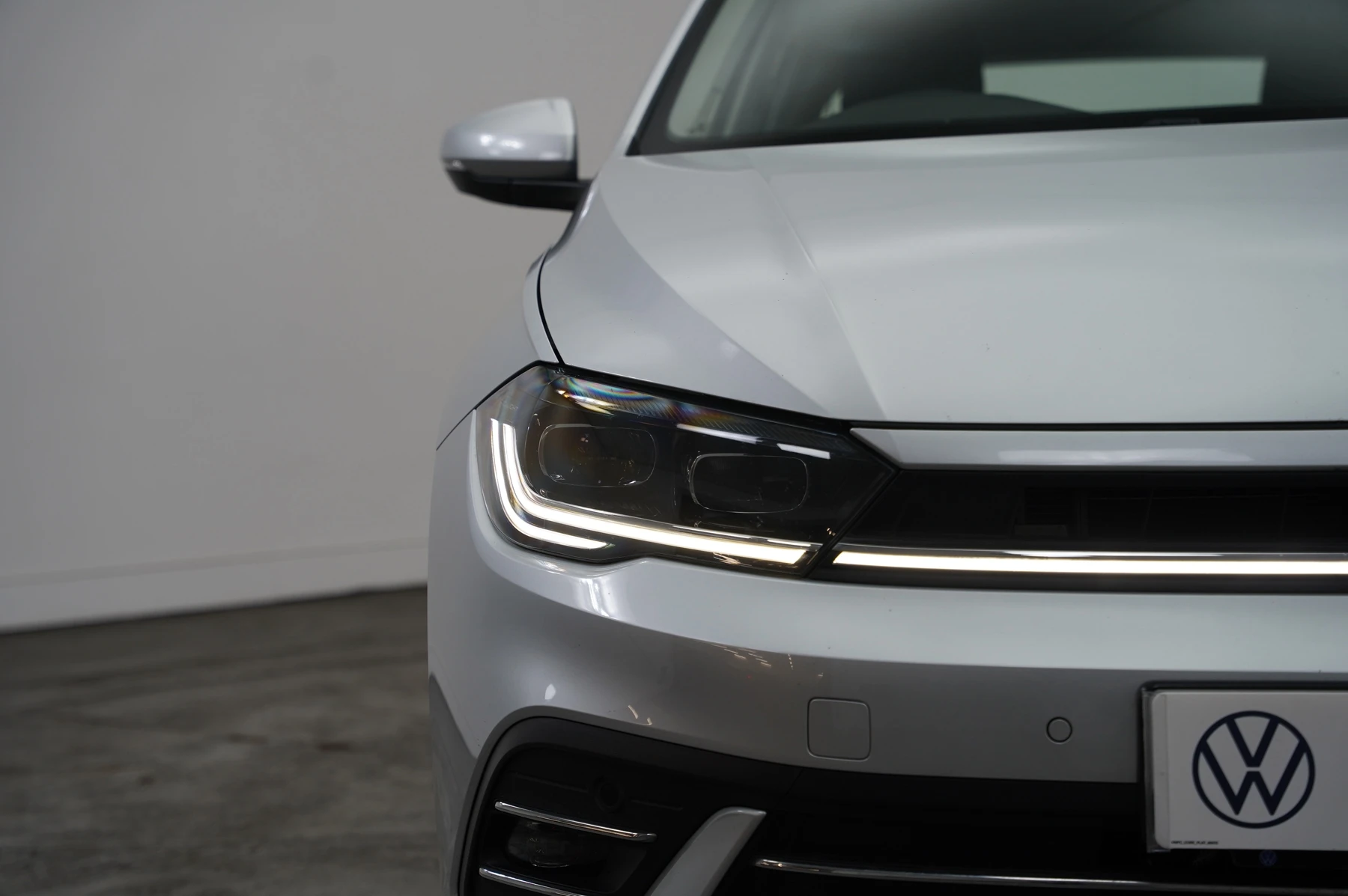 Volkswagen-Polo-image-36