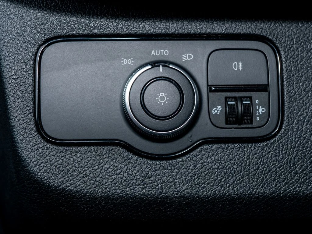 Mercedes-Benz-Sprinter 315-image-12