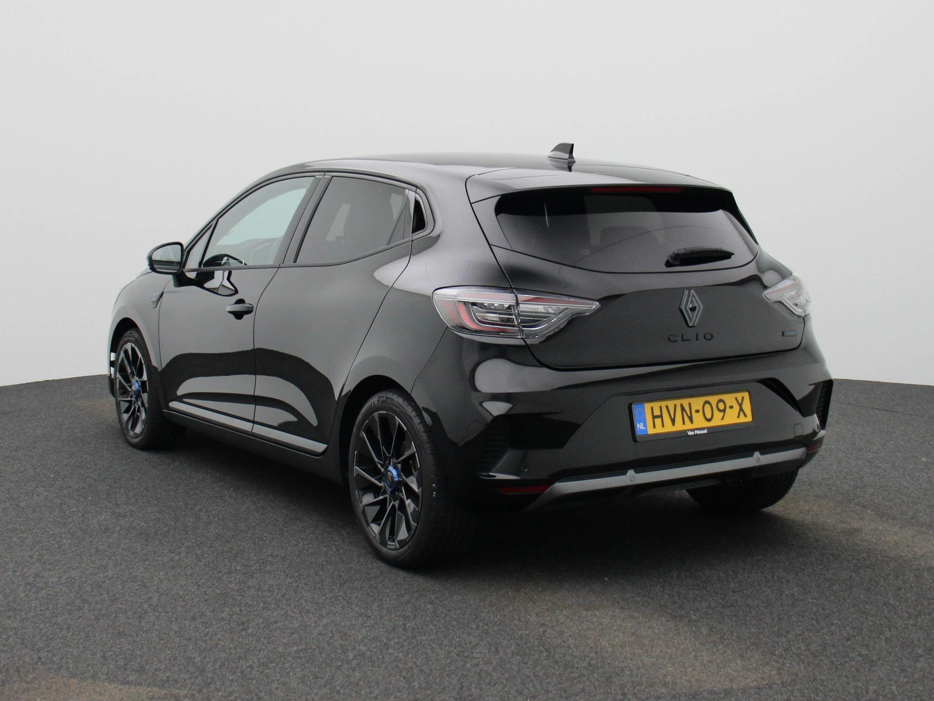 Renault-Clio-image-1