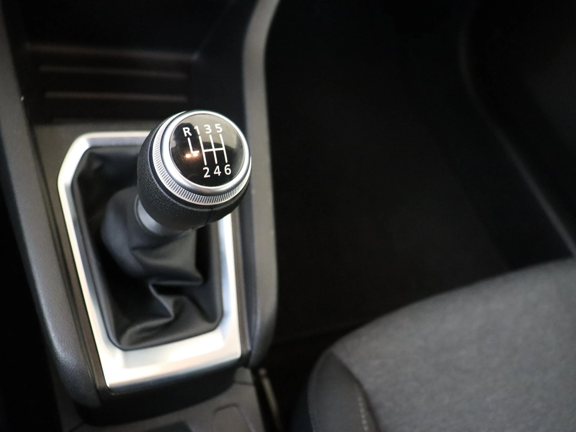 Renault-Clio-image-13