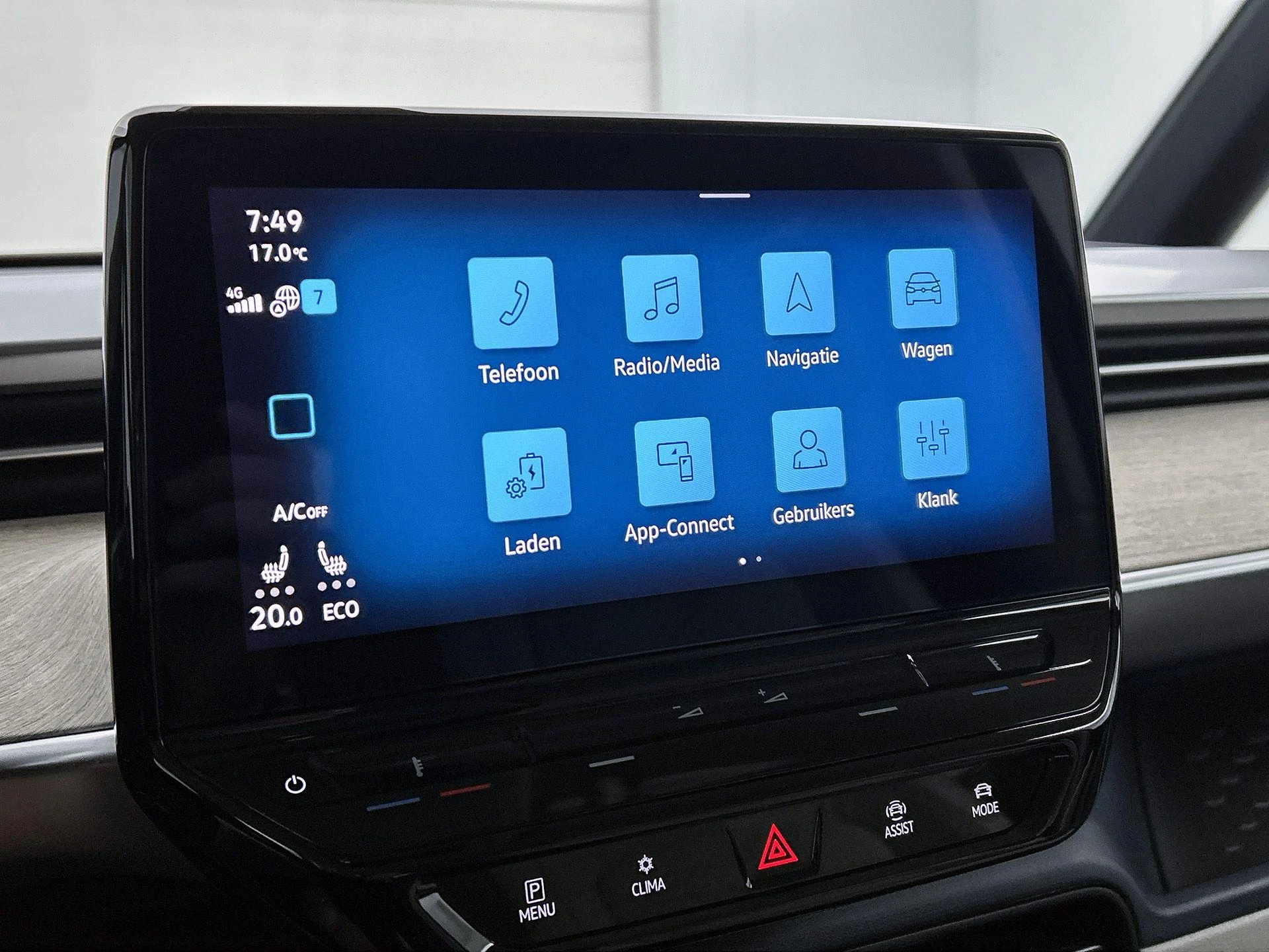 Volkswagen-ID. Buzz-image-40