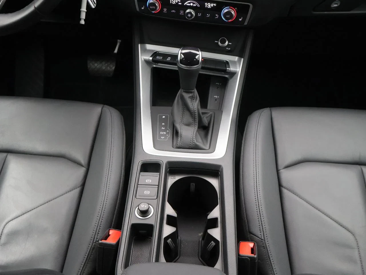 Audi-Q3-image-12
