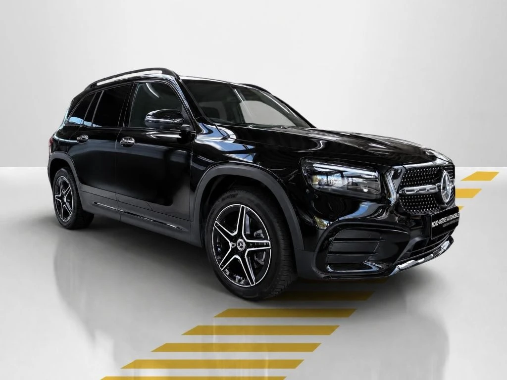 Mercedes-Benz-GLB 200-image-16