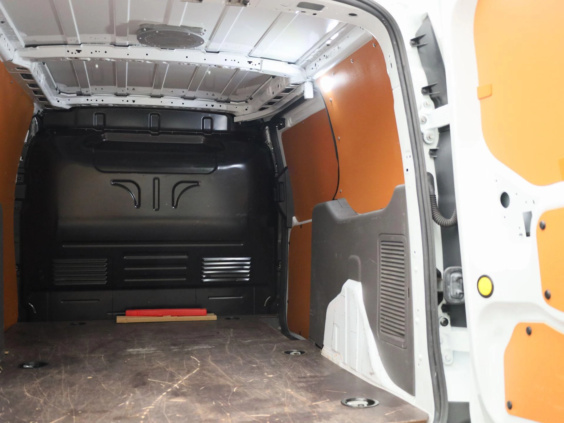 Ford-Transit Connect-image-15