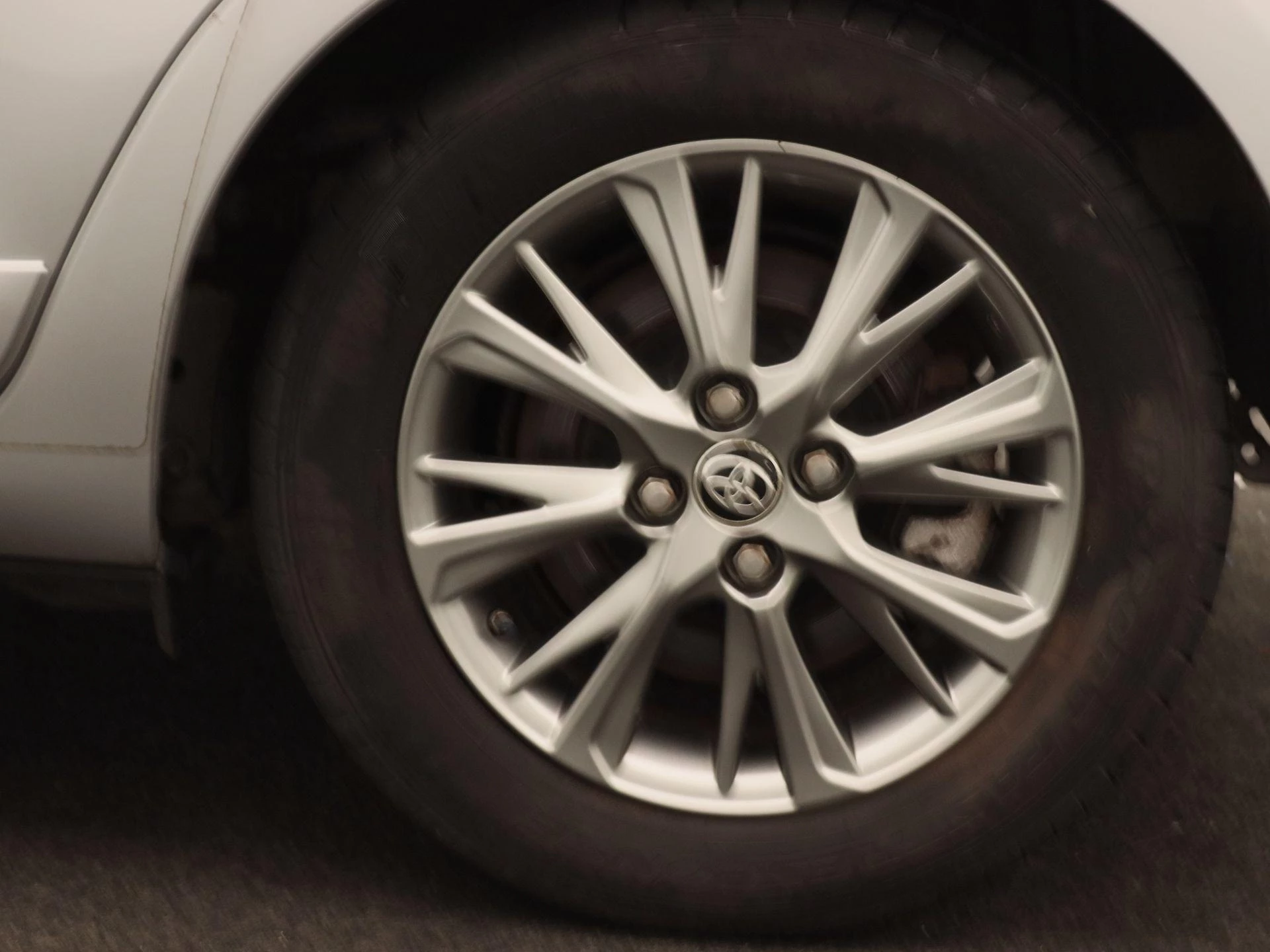 Toyota-Yaris-image-16