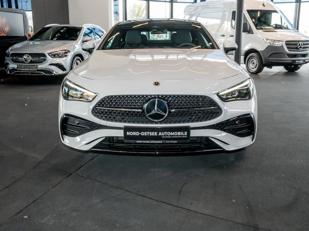 Mercedes-Benz-CLE 220 d-image-3