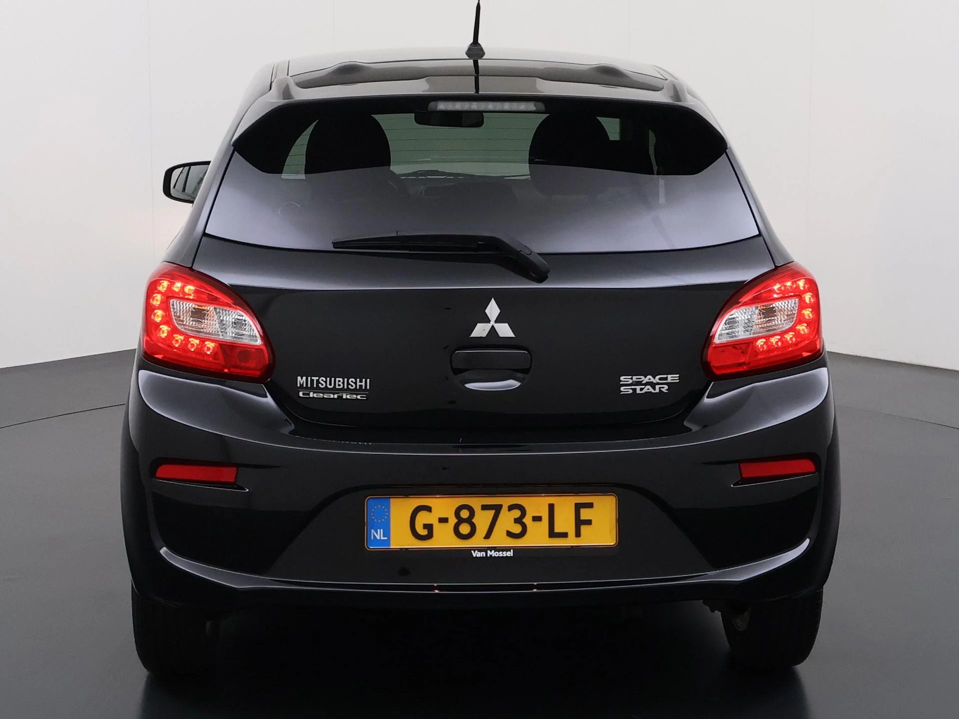 Mitsubishi-Space Star-image-7