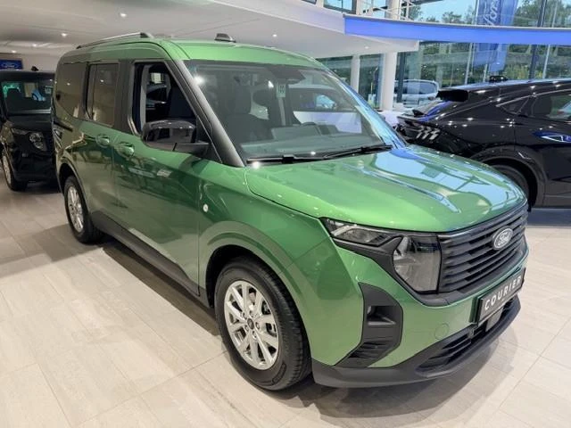 Ford-Tourneo Courier-image-3