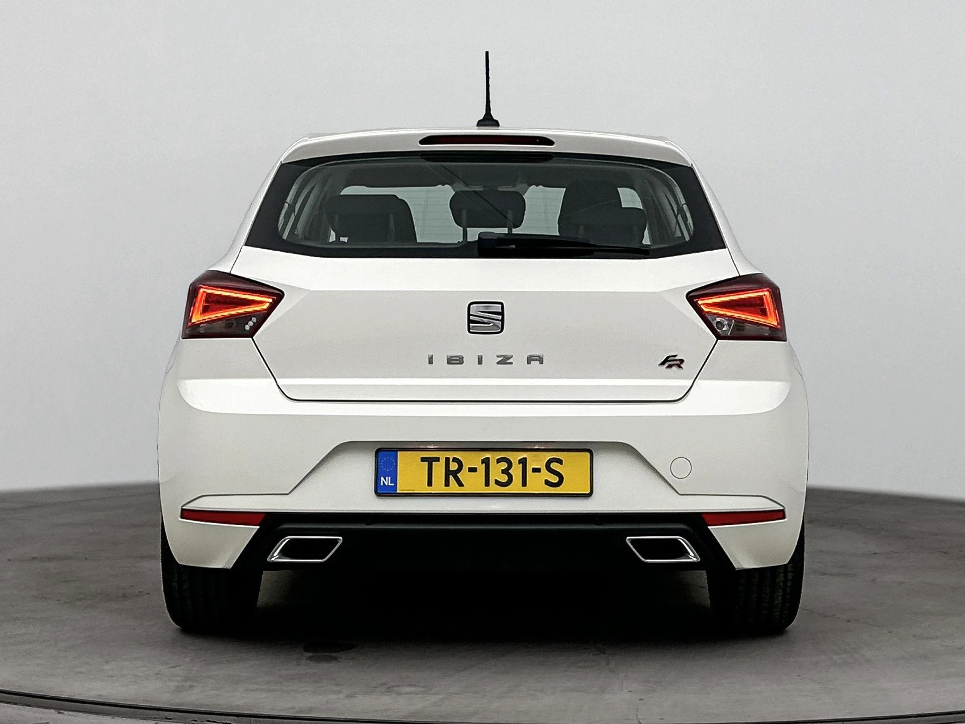 SEAT-Ibiza-image-2