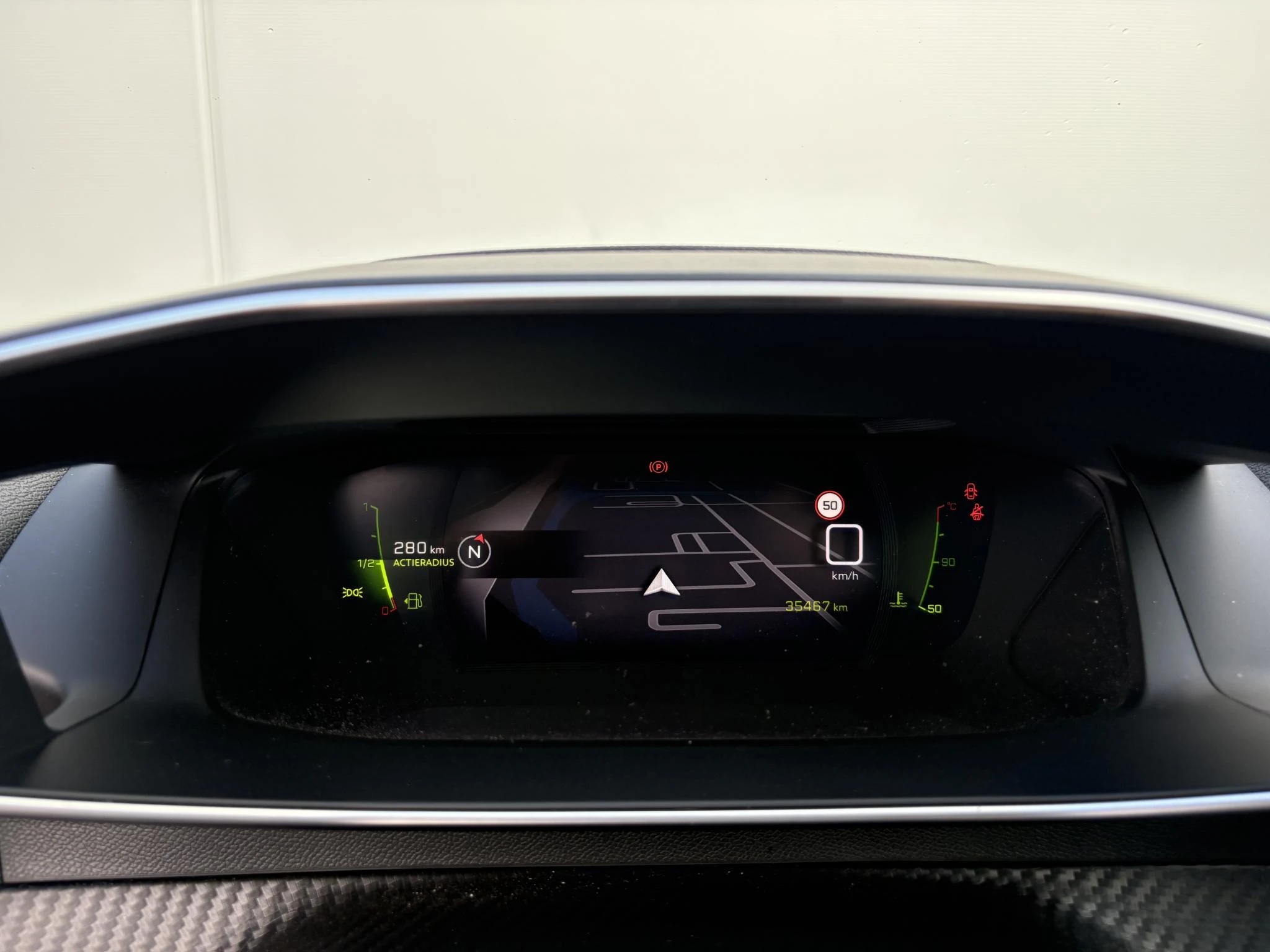 Peugeot-2008-image-10